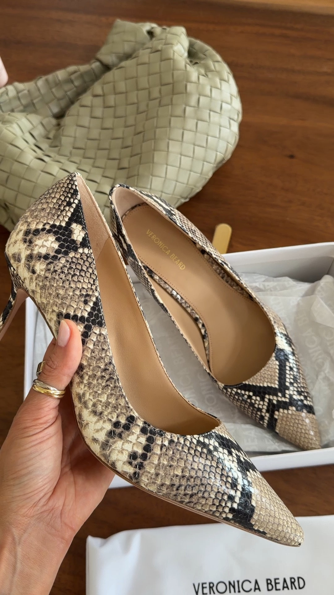 Drop everything you’re doing and order these ASAP! Amazing quality and looks just like the khaite pair for a fraction of the price. Included on the Nsale. I know they won’t last long!!

#LTKSaleAlert