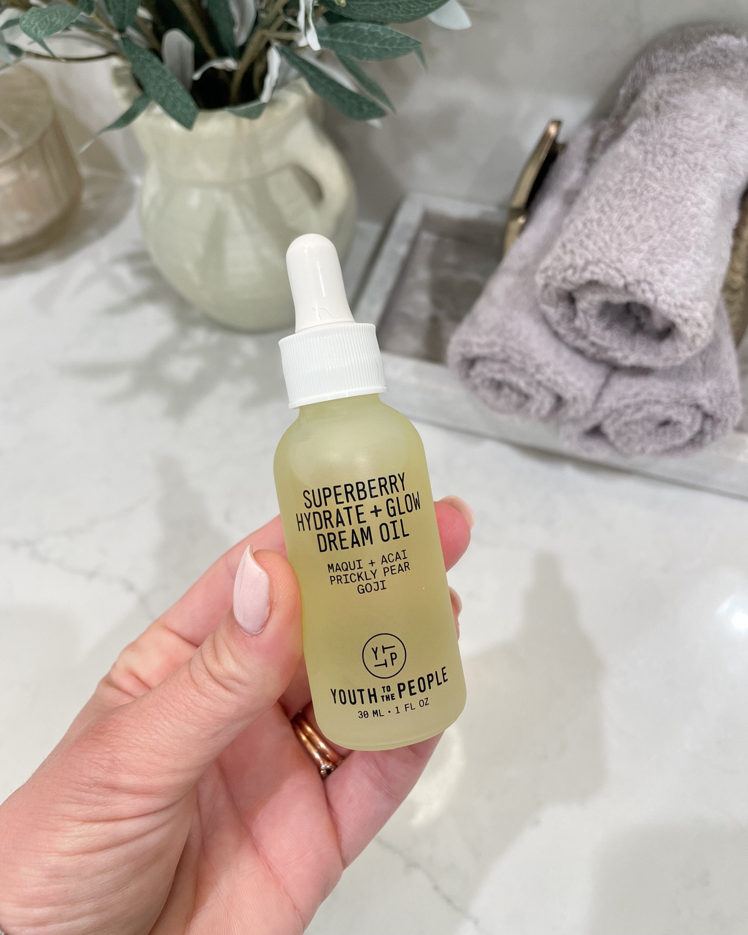 Obsessed with this face oil! The perfect addition to my beauty routine, gives such a glow yet absorbs right in!

#LTKbeauty #LTKunder50 #LTKFind