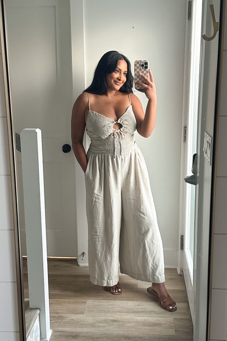 the best jumpsuit!! I purchased this a year ago and the quality is amazing👏👏

Free people style, summer jumpsuits, casual dinner outfits

#LTKSeasonal #LTKcurves #LTKstyletip
