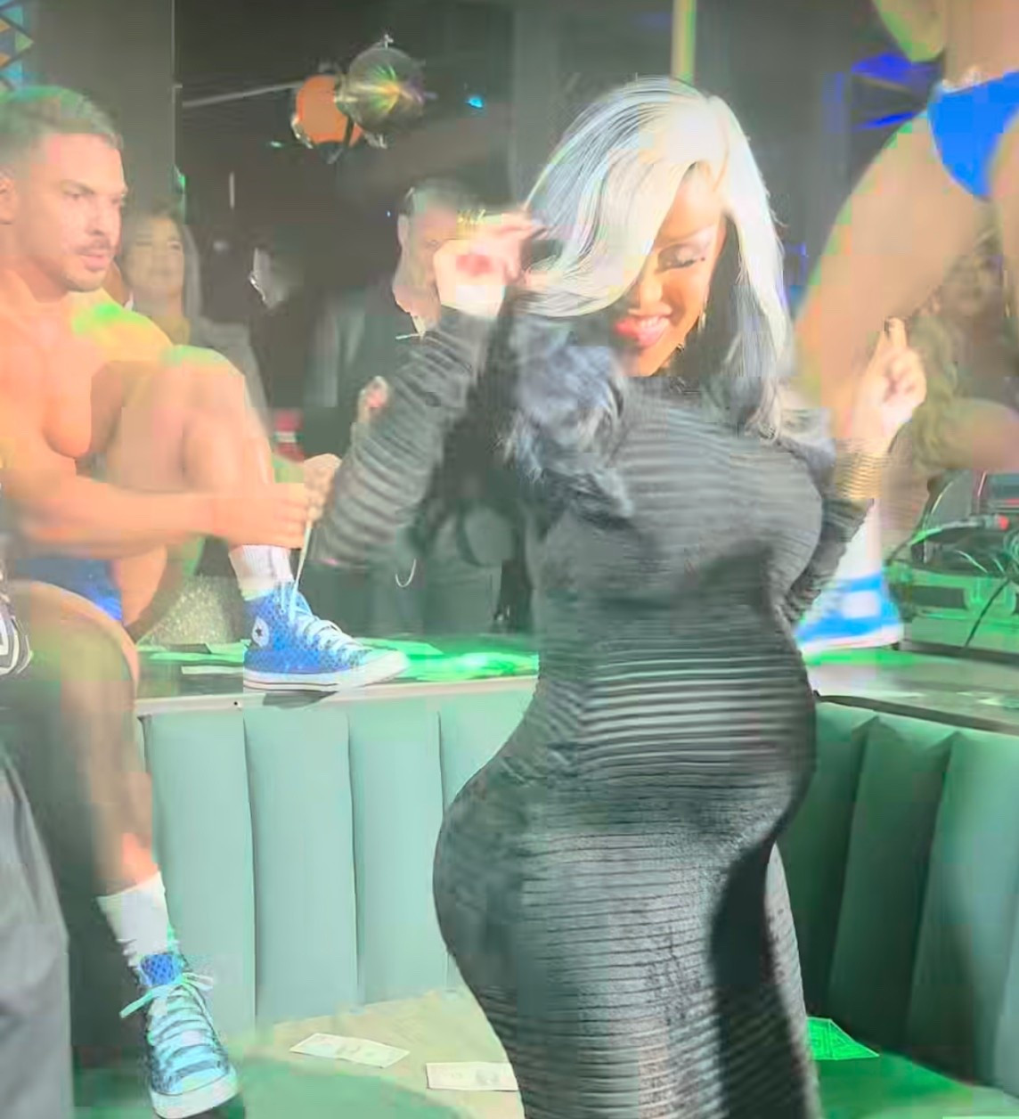 @iamcardib turned heads in a semi-sheer black @mugler re/edit gown ($2,025), paired with @panconesi earrings and @tomford heels, styled by @kollincarter and supported by @poshmckoy.

Hot! Or Hmm..? 💣

🎥: @bscott
📸: IG/Reproduction
#CardiBFBD #cardib #fashionbombdaily #fbdaily #BombStyle