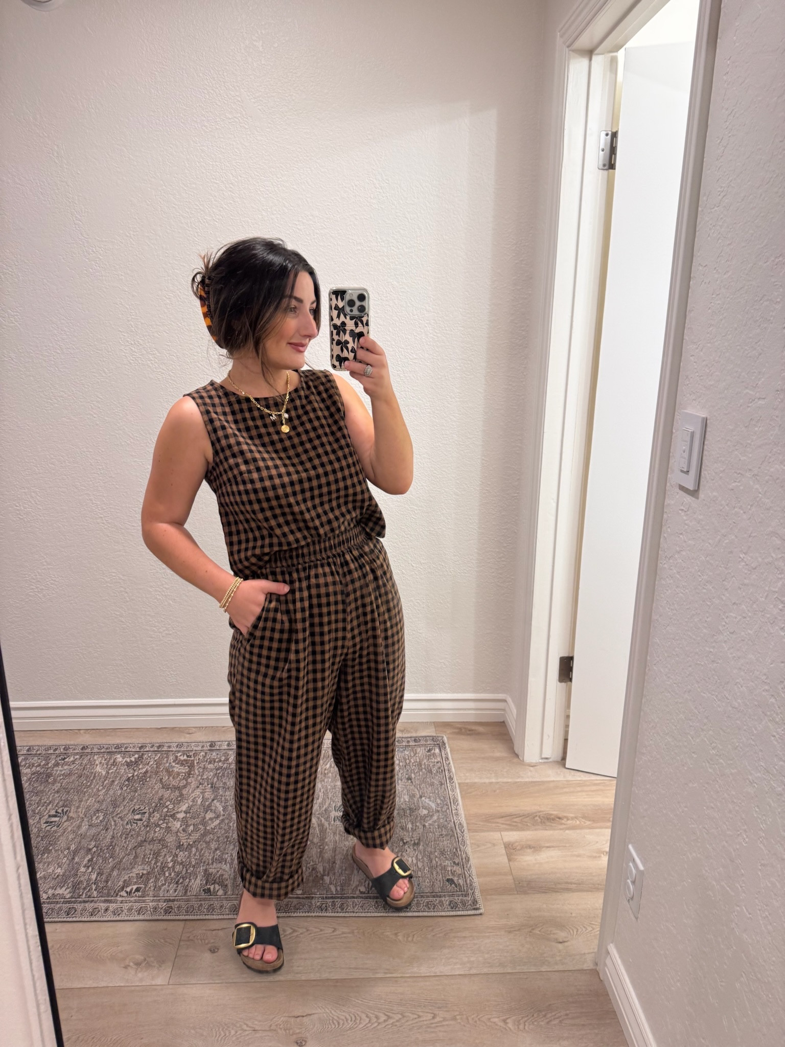 Gingham Set perfect for fall!! 

size small color khaki

5'0" 140lbs 

Amazon finds 

#LTKFindsUnder50 #LTKPetite #LTKSeasonal