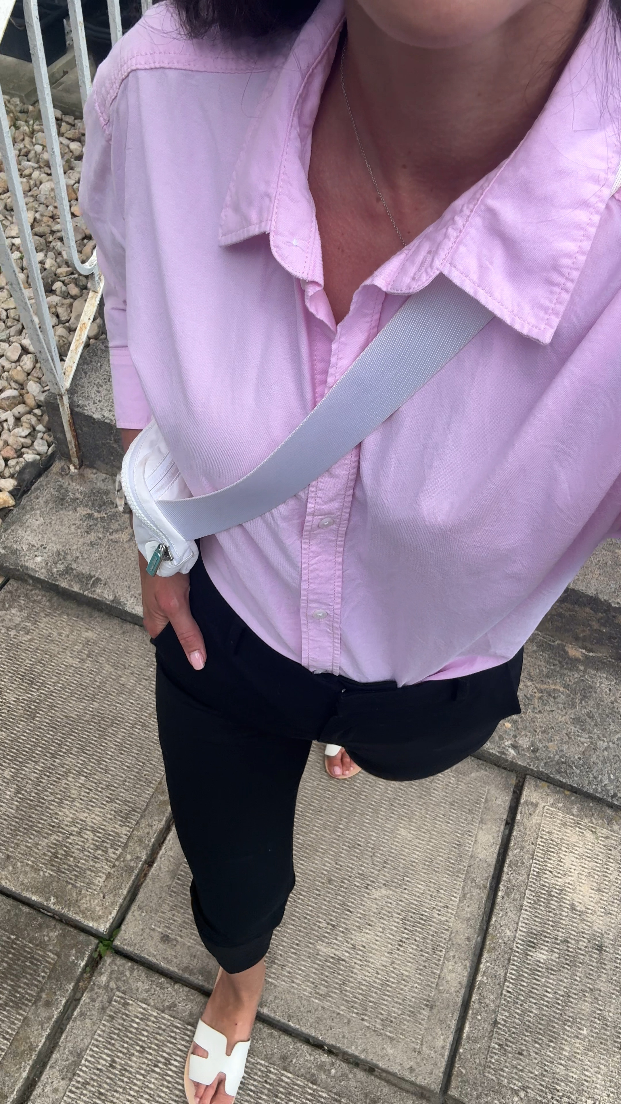 Work outfit with a pop of pink


#LTKstyletip #LTKworkwear #LTKsummer