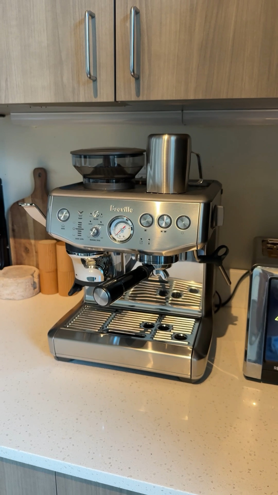 upgraded the espresso machine and I am obsessed #kitchenmusthaves #coffeebar #coffeee