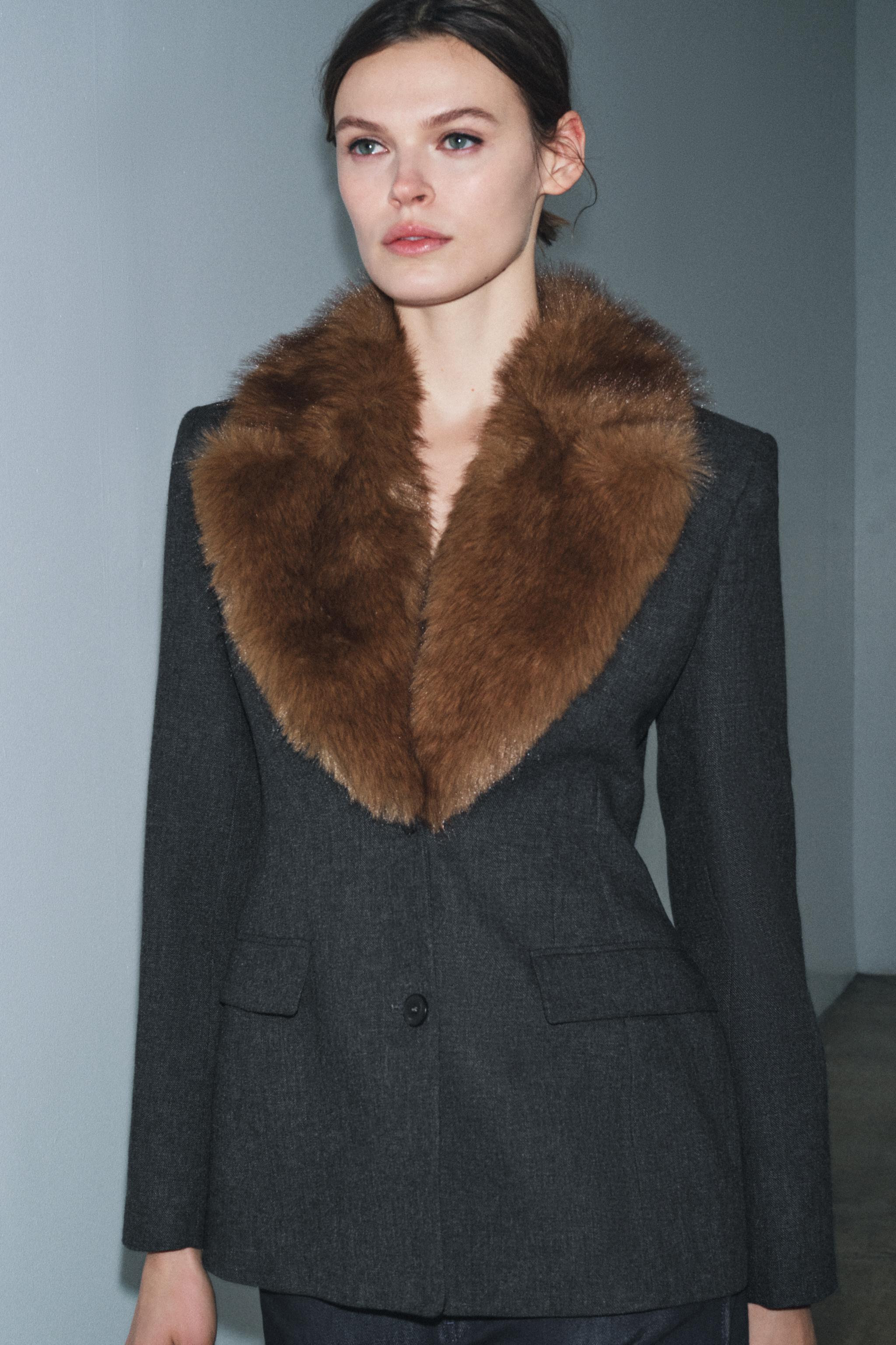 FITTED BLAZER WITH FAUX FUR COLLAR ZW COLLECTION | Zara US