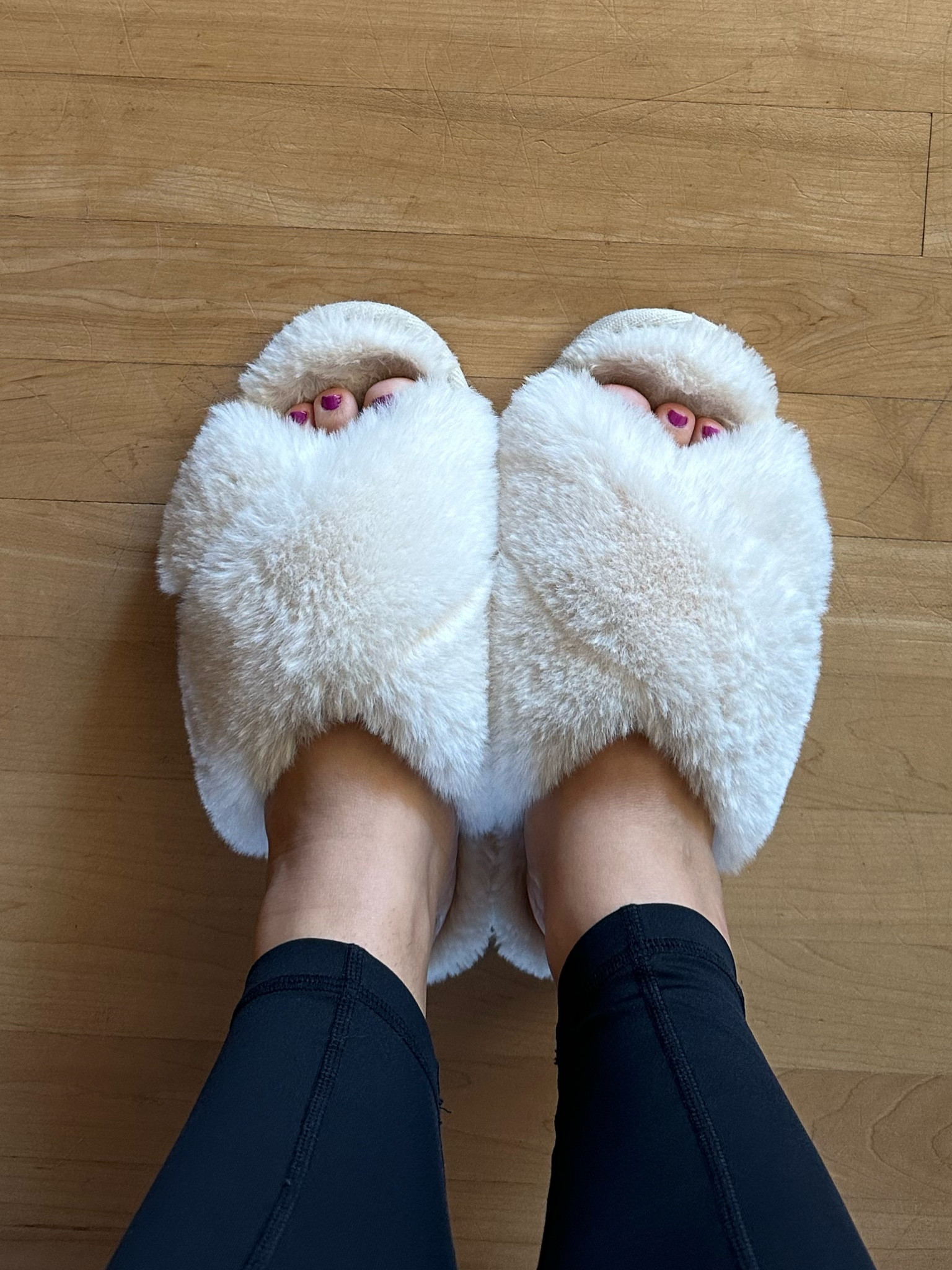 ❄️ the fuzzy cozy goodness you didn’t know you needed ❄️

These Stars Above slippers are a year-round wear at my house! True to size and affordable! 

These are a great gift for friends, family members, coaches, teachers. Anyone really 🥰

#LTKHoliday #LTKShoeCrush #LTKGiftGuide