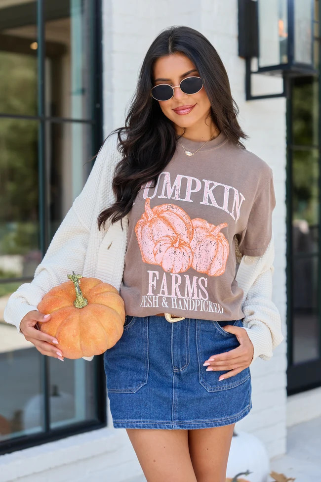 Pumpkin Farms Brown Graphic Tee | Pink Lily