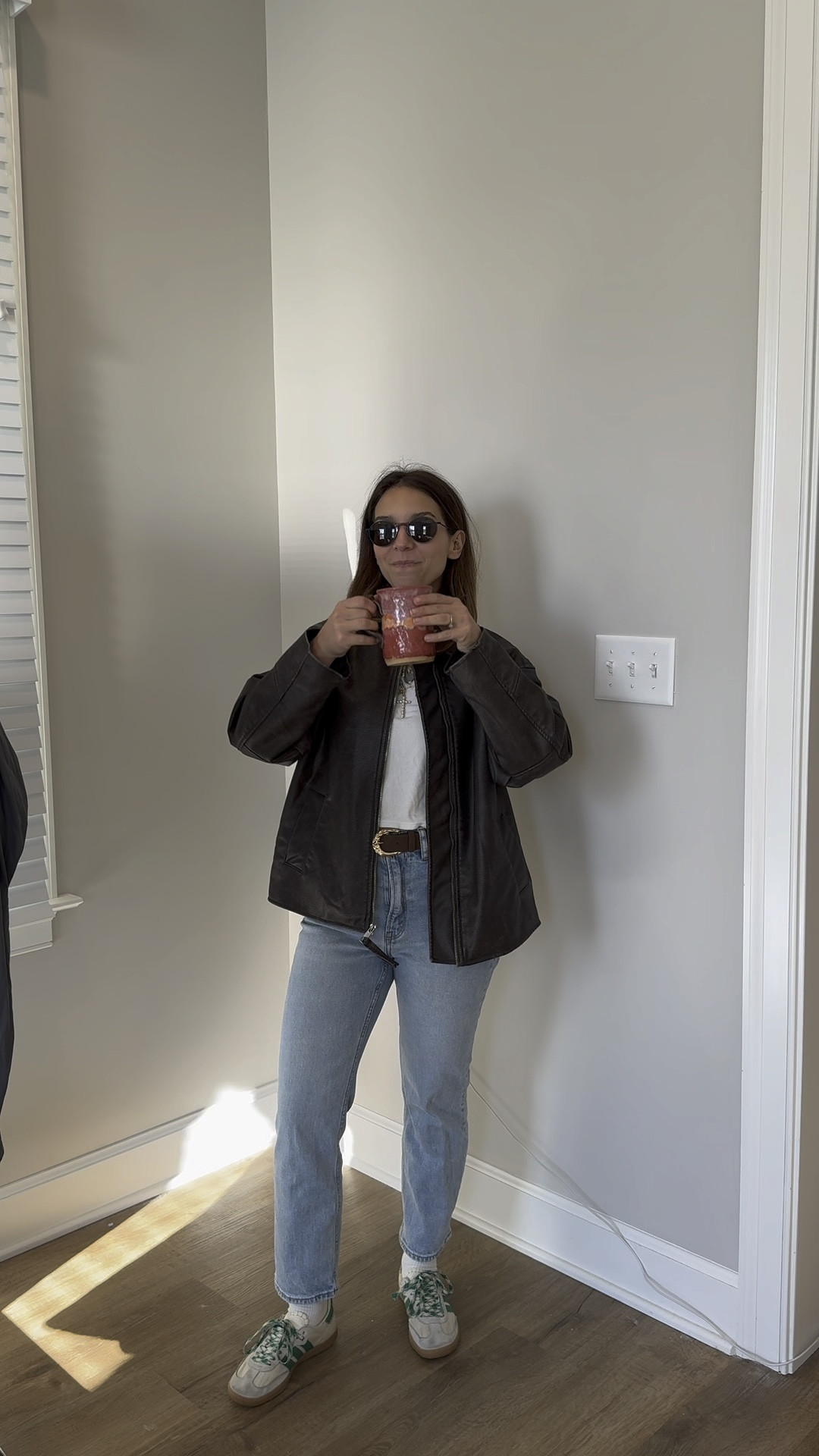 Comfy cute basic SAHM outfit!