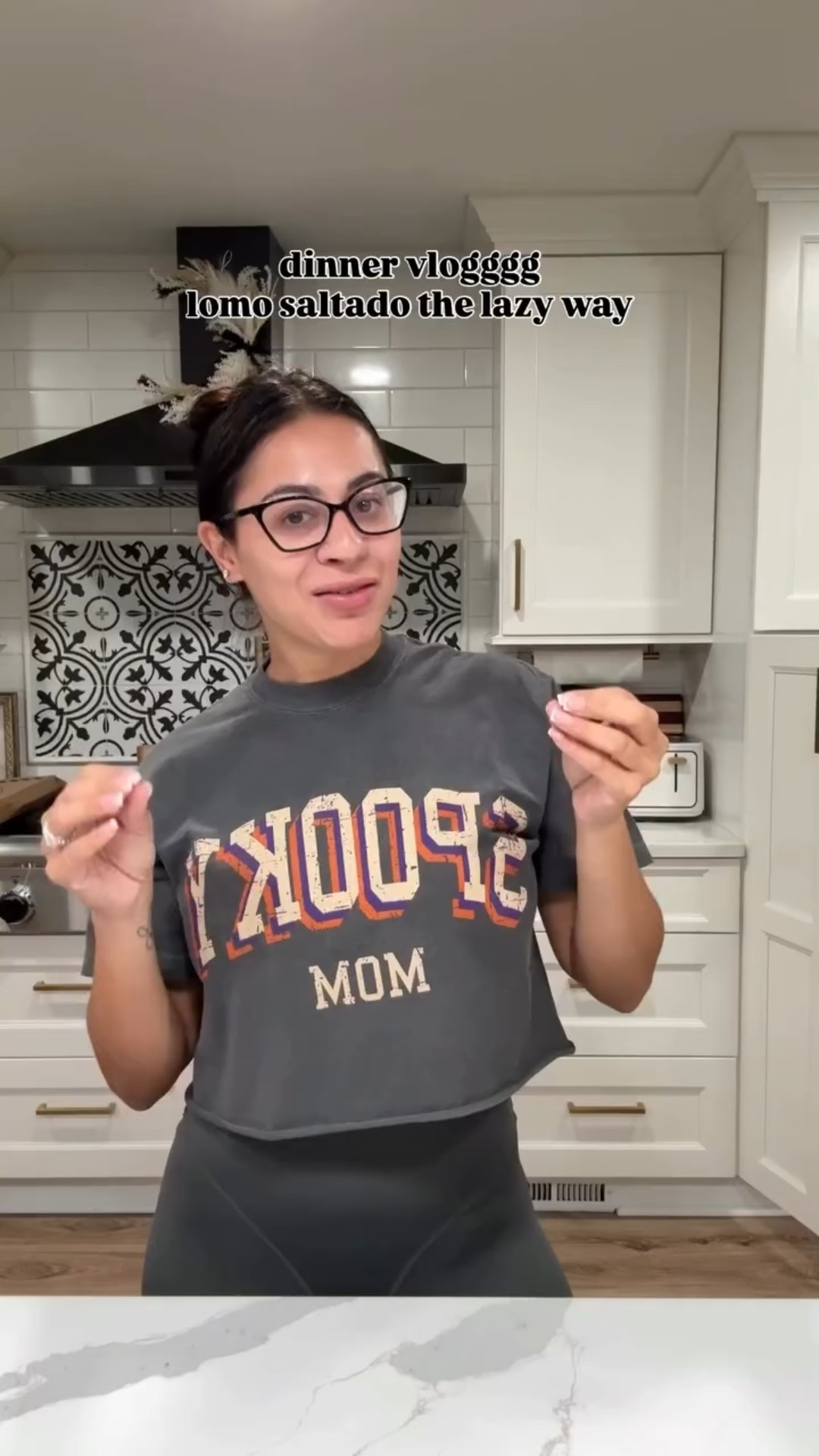 Easy way to spice up your rotisserie chicken, will be adding this to the rotation!! 

Dinner vlogs, lazy dinners, easy dinners, mom vlog, dinners for busy moms 

@shopritestores @mccainfoodsusa @centofinefoods @goyafoods @hellmannsmayonnaise