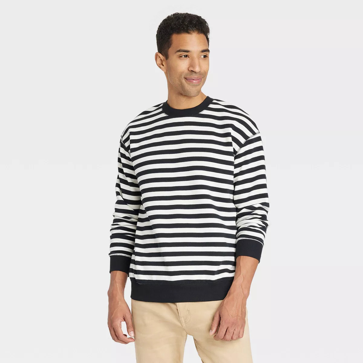 Men's Crewneck Pullover Sweatshirt - Goodfellow & Co™ | Target