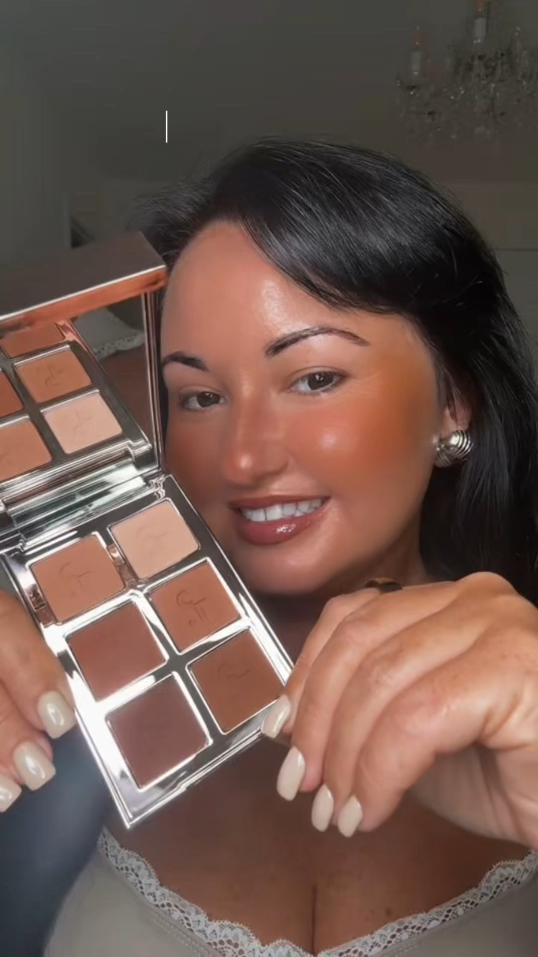  Ta perfection in a palette✨Major Dimension Essential Artistry Edit Eyeshadow Palette(Medium)  #patricktabeauty 

#PatrickTa #PatrickTaBeauty #PatrickTaMakeup #PatrickTaPalette #PatrickTaEyeshadow #PatrickTaMajorDimension #NeutralEyeshadow #SoftGlam #MatteMakeup #GlowyMakeup #LuxuryBeauty #EverydayGlam #NYCBeautyCreator #MakeupTutorial #MakeupInspo #CleanGirlMakeup #VelvetyMatte #BlendLikePatrickTa #MakeupThatLasts

#LTKBeauty