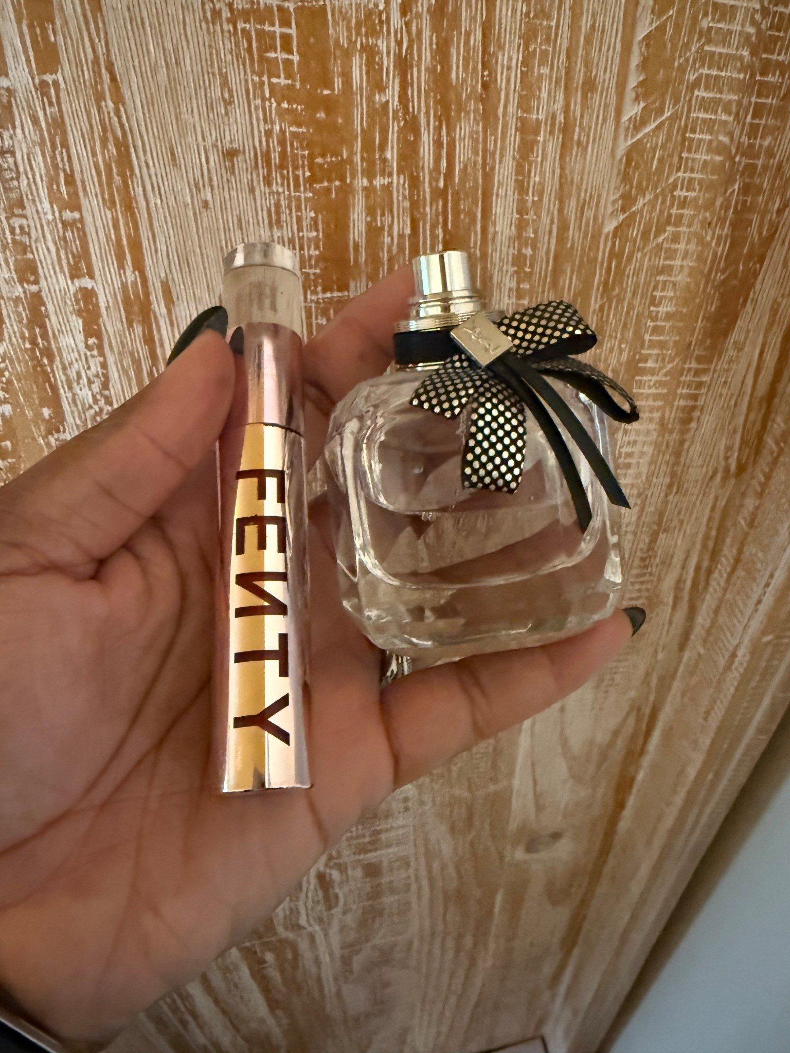 Scent and Lip of the Day

#LTKBeauty #LTKStyleTip