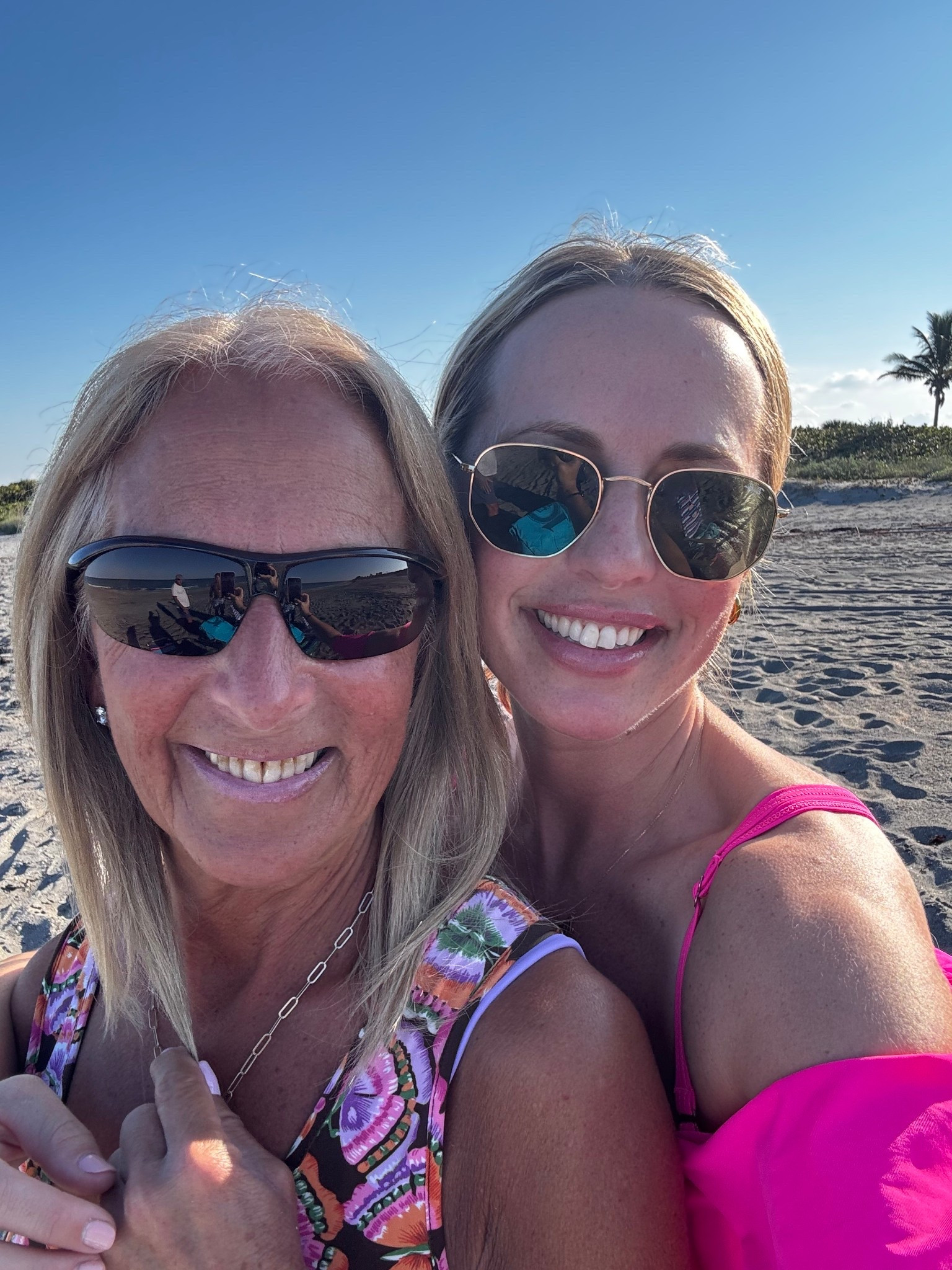 Beach day 

#LTKMidsize #LTKdayinmylife #LTKFindsUnder50