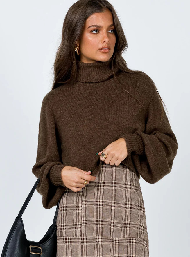 Zahara Cropped Turtleneck Sweater Brown | Princess Polly US