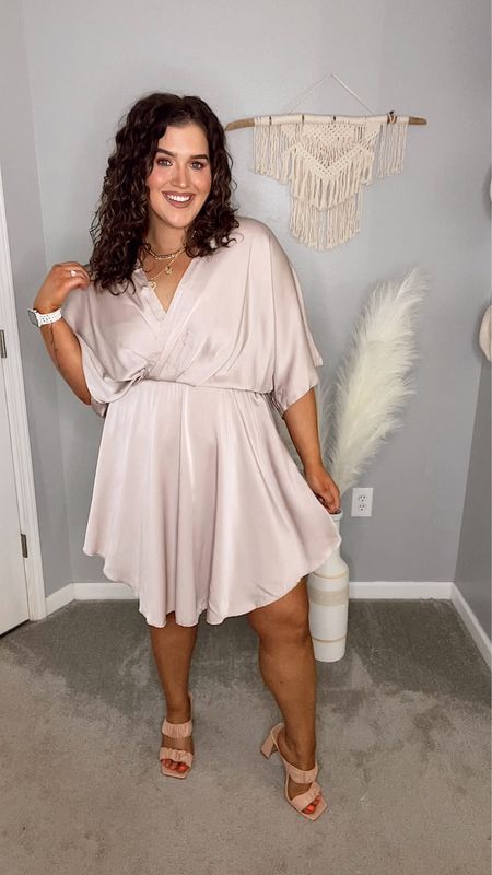 Midsize flowy vacation mini dress 🏝️✨
Size: L, TTS, stretchy waistband can fit bigger! Extra length in the back 
#midsizeoutfits #vacationoutfits #resortwear #minidress #curvydress #affordablefashion #ootd #springstyle #summerdress #summeroutfits #heels 

#LTKstyletip #LTKcurves #LTKSeasonal