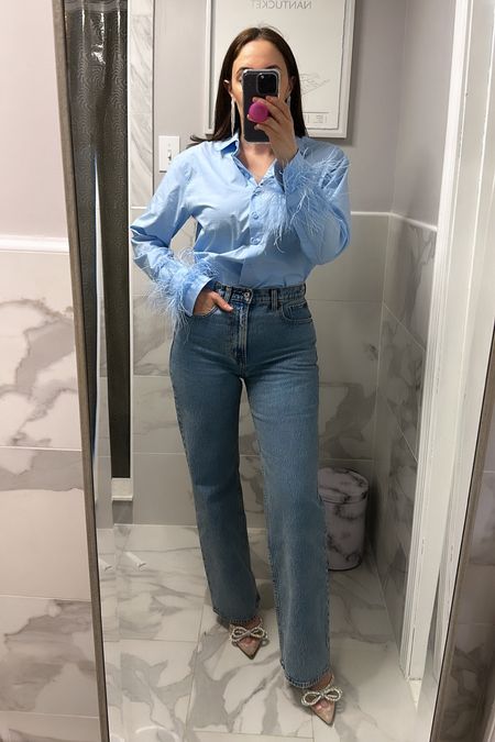 Dinner date outfit!! Feather top is on sale! Size down! 

Jeans - true to size. Wearing a 2R and with heels they are perfect length but without heels they are too long - I am 5’3”

Heels are old 