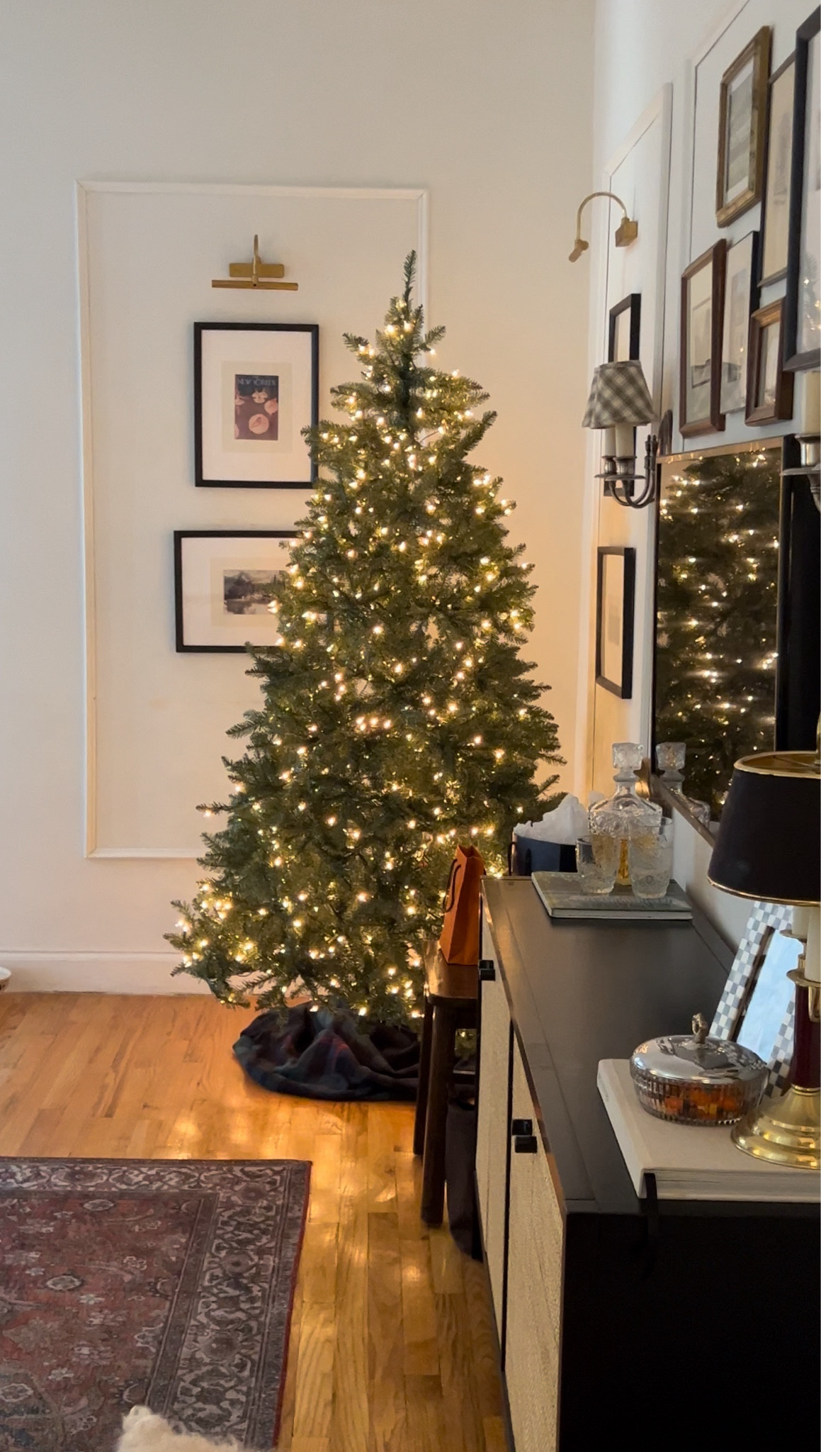 A 10/10 Christmas tree! 🎄✨

Christmas in New York, New York Christmas

#LTKHoliday #LTKCyberWeek #LTKSeasonal