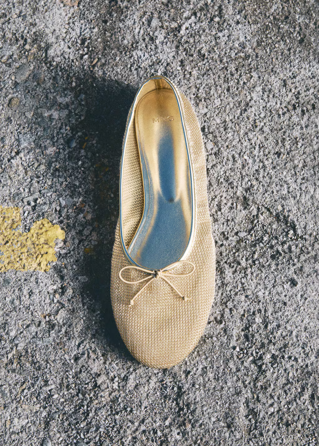 Mesh ballet flats with bow gold - Woman - 10 - MANGO | Mango (US/MX/AU)