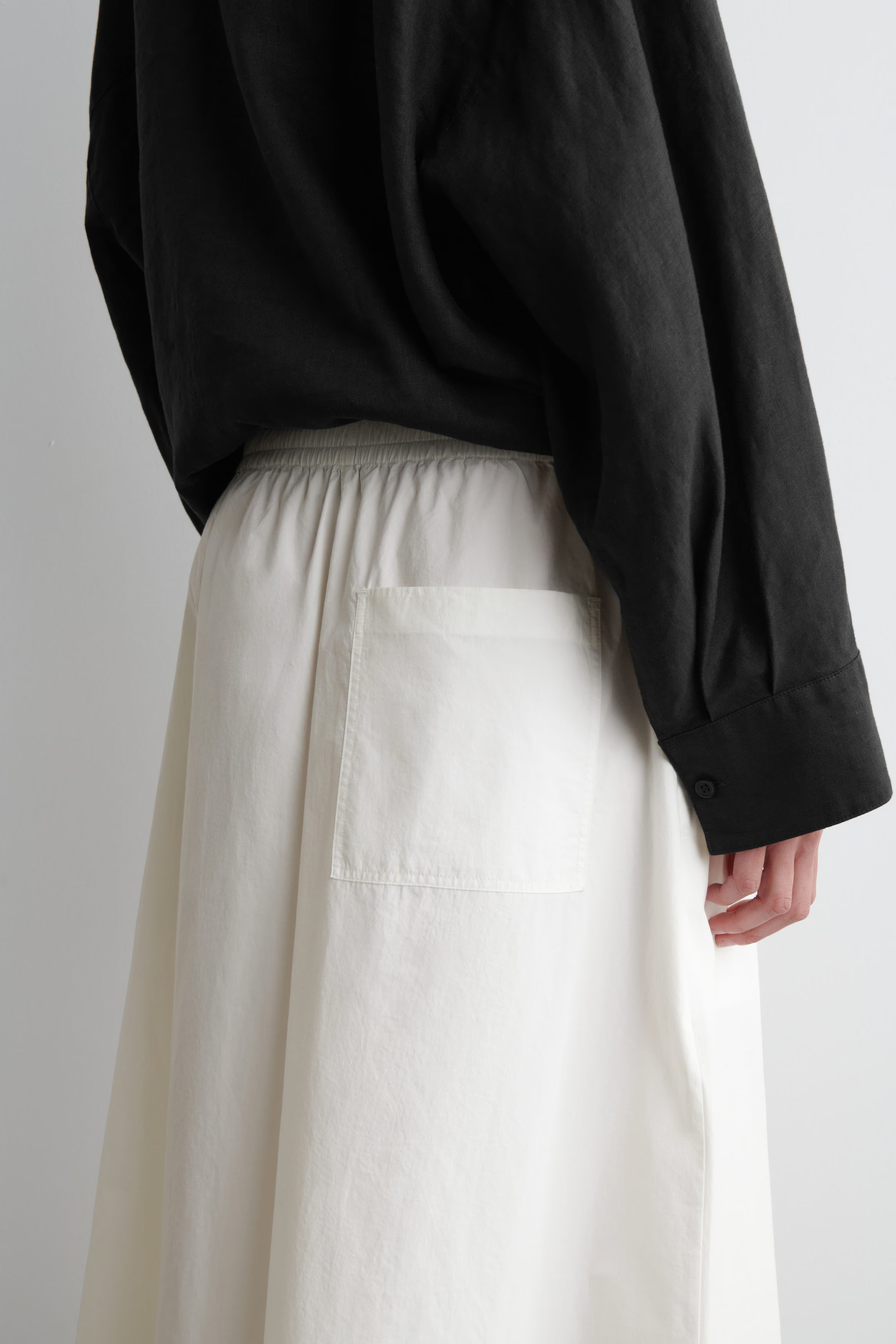VOLUMINOUS CULOTTES - WHITE | COS | COS (EU)