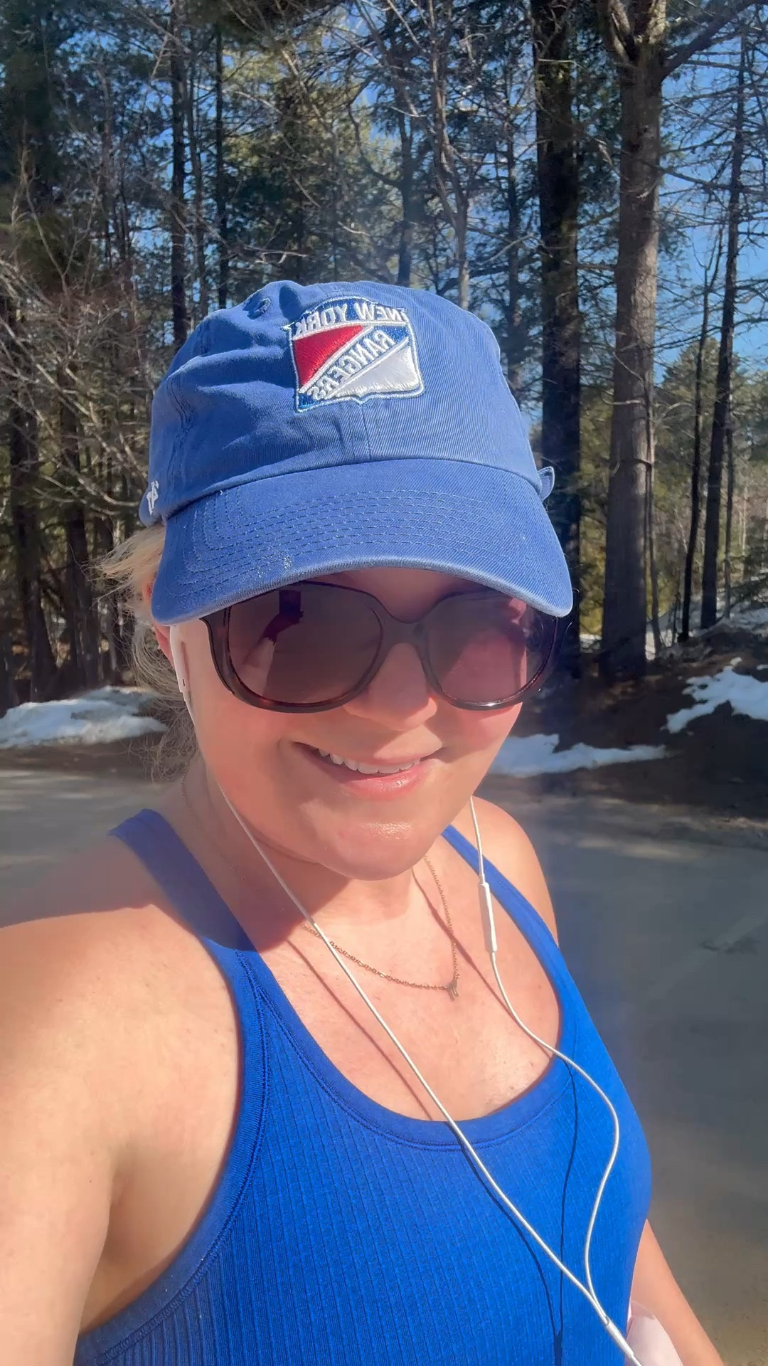 Rocking Rangers blue💪🏼💪🏼💪🏼🌞🌞🌞

#LTKPetite #LTKfitnessgoals #LTKActive