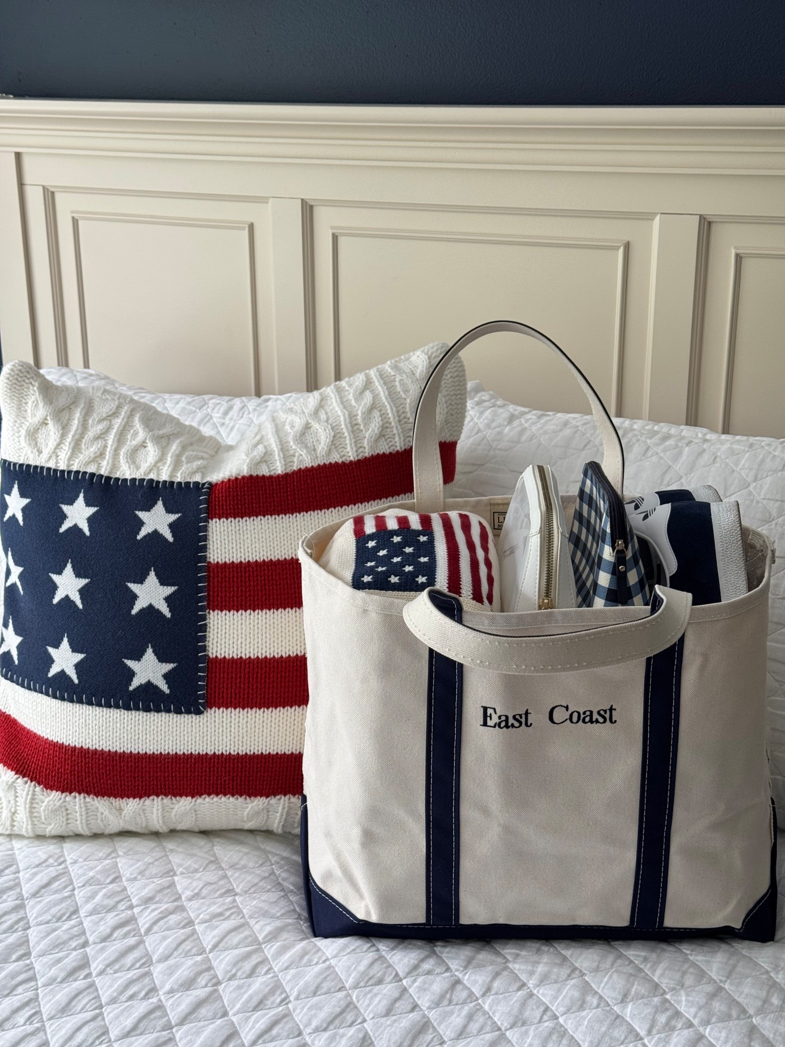 LL Bean boat & tote ⚓️

New England summer, Nantucket style, East Coast style

LL Bean boat and tote is in the blue color, size large with regular straps, navy monogram

#LTKHome #LTKItBag #LTKFindsUnder50