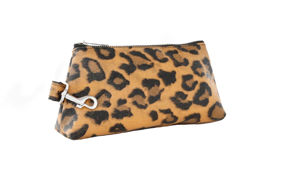 Brown Leopard SIGNATURE IT BAG • Pouch | KEYPER