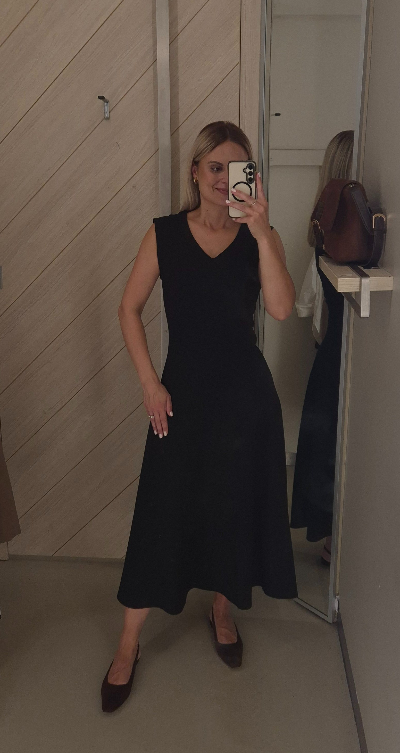 A little black dress, must have in every wardrobe 🖤

#LTKaustralia #LTKdresses #LTKworkwear