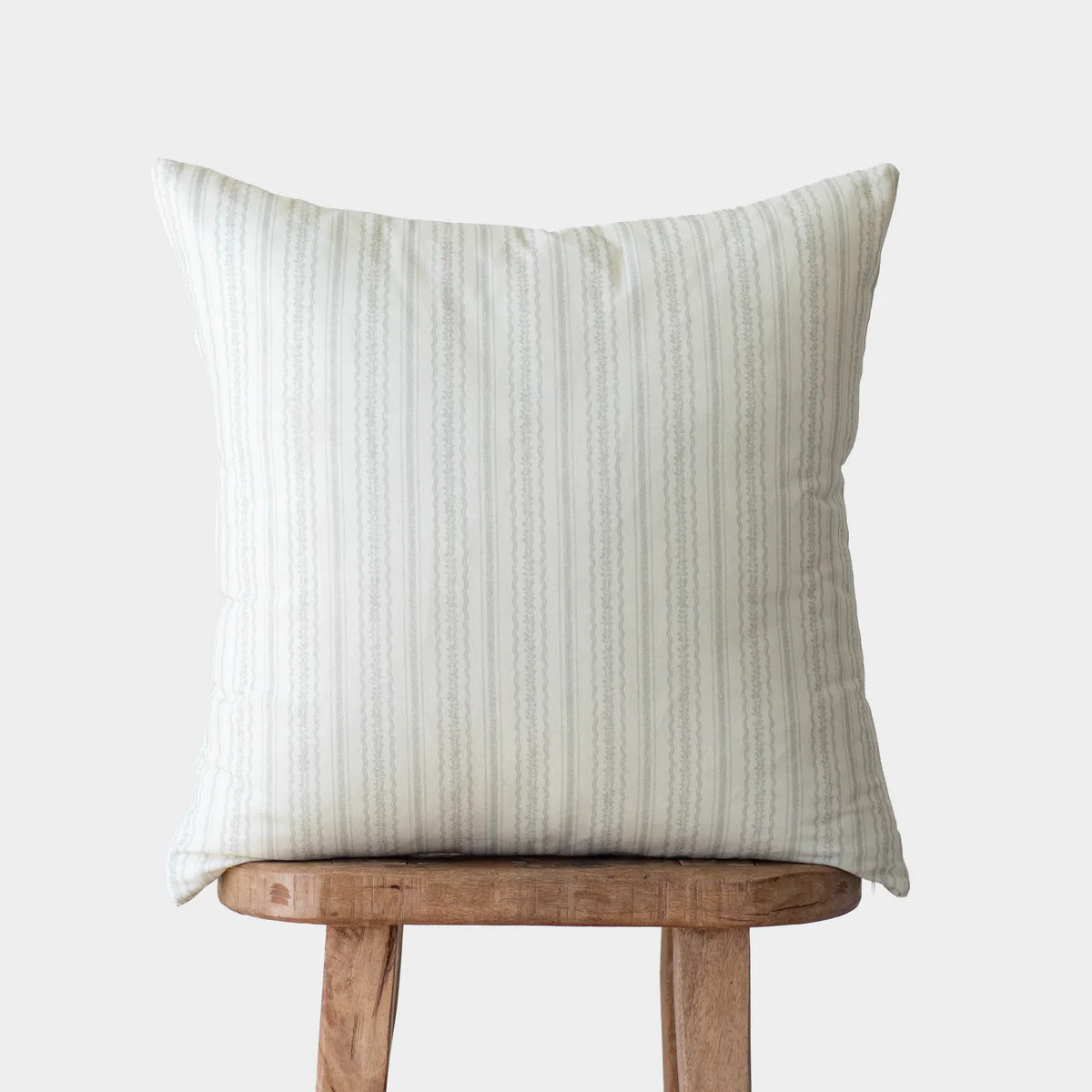 Teddy - 18" | 22" | 26" | 12x20" | Woven Nook
