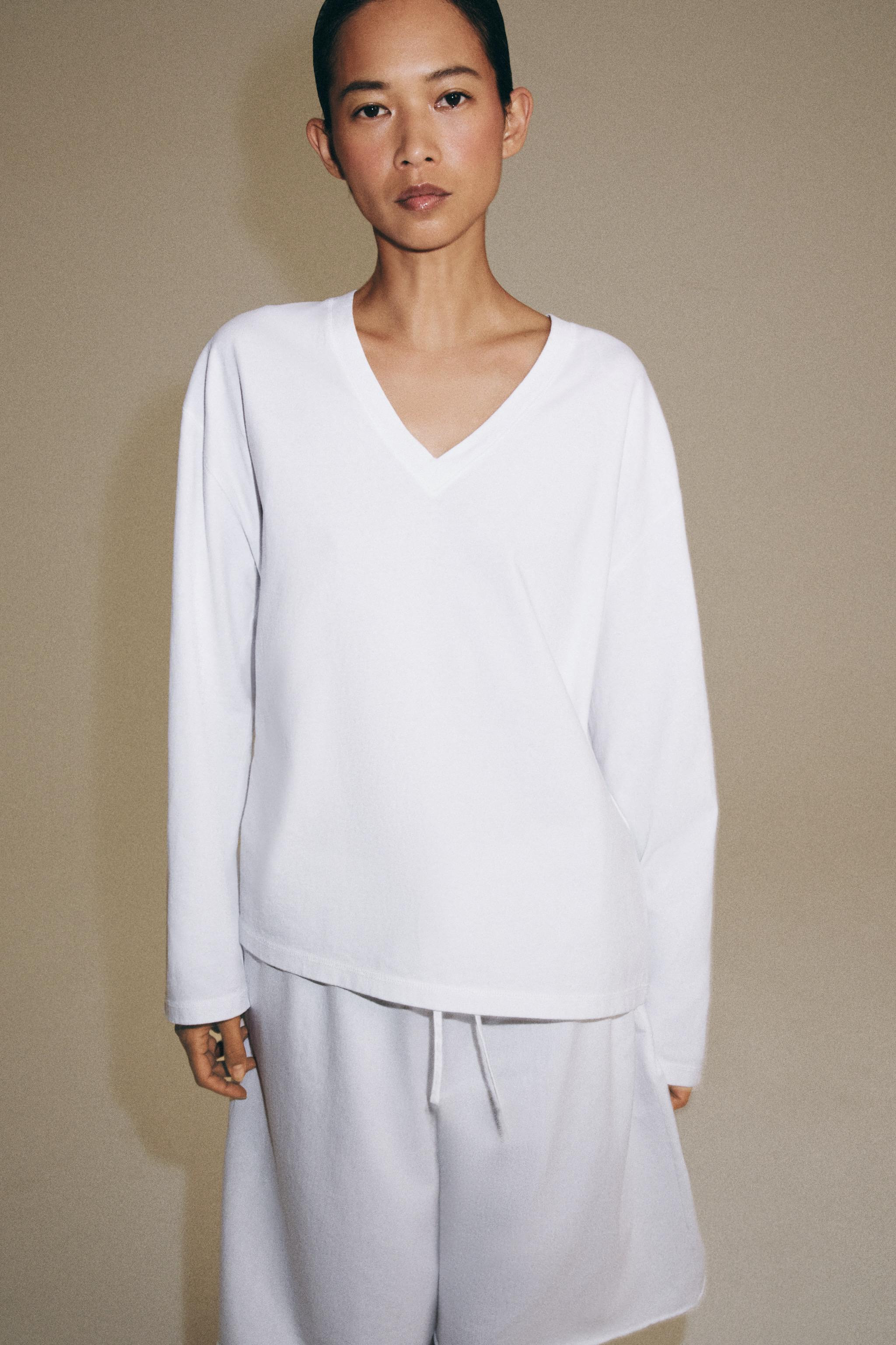 COTTON V-NECK T-SHIRT | Zara UK