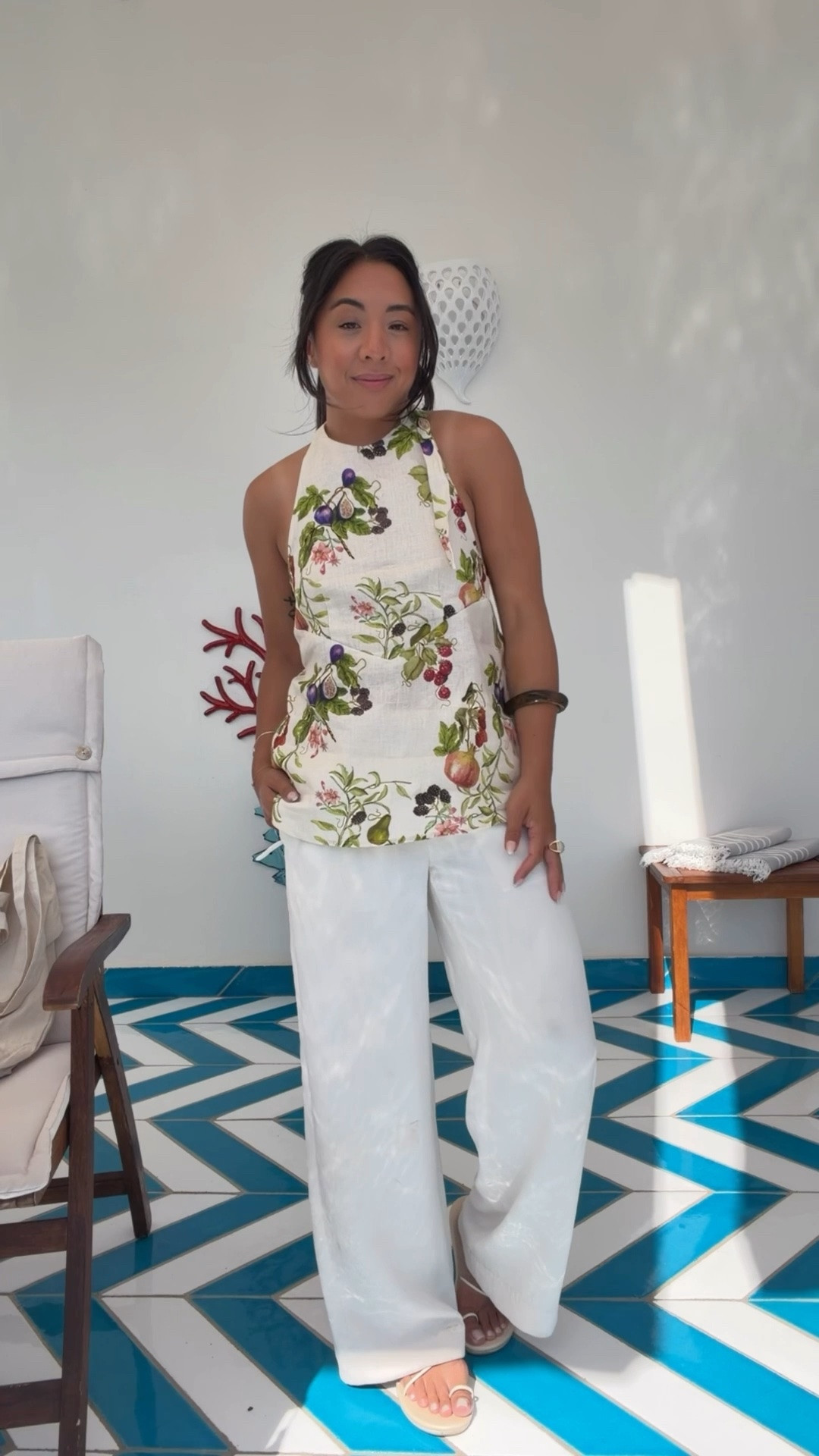 The cutest top for summer! It’s actually part of a 2 piece set 🤭 wearing size 8 (Australian sizing so check the sizing chart)

#LTKootd #LTKPetite #LTKTravel