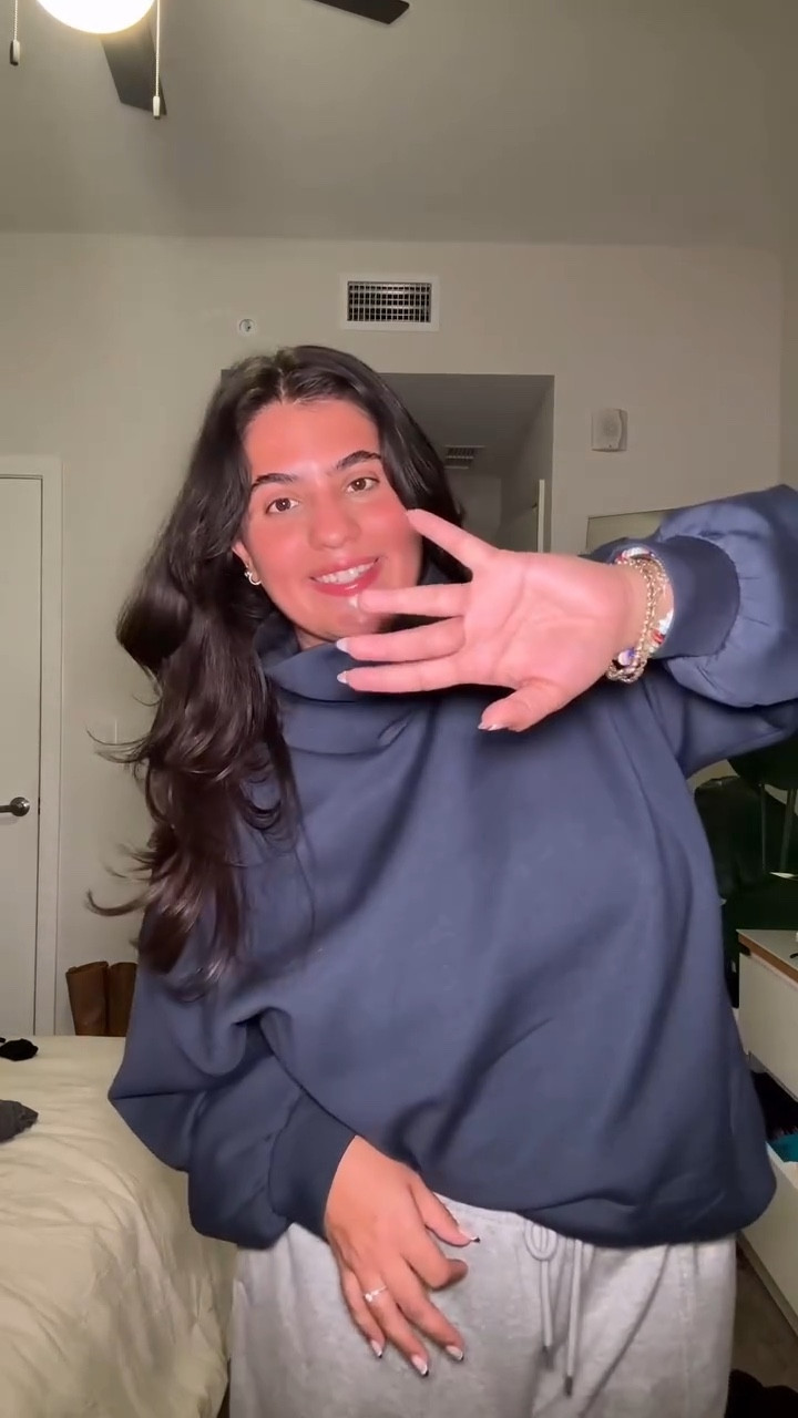 Obsessed! @oldnavy 

#shoppinghaul #oldnavyhaul #fashiontiktok #fashionfinds #outfitinspo