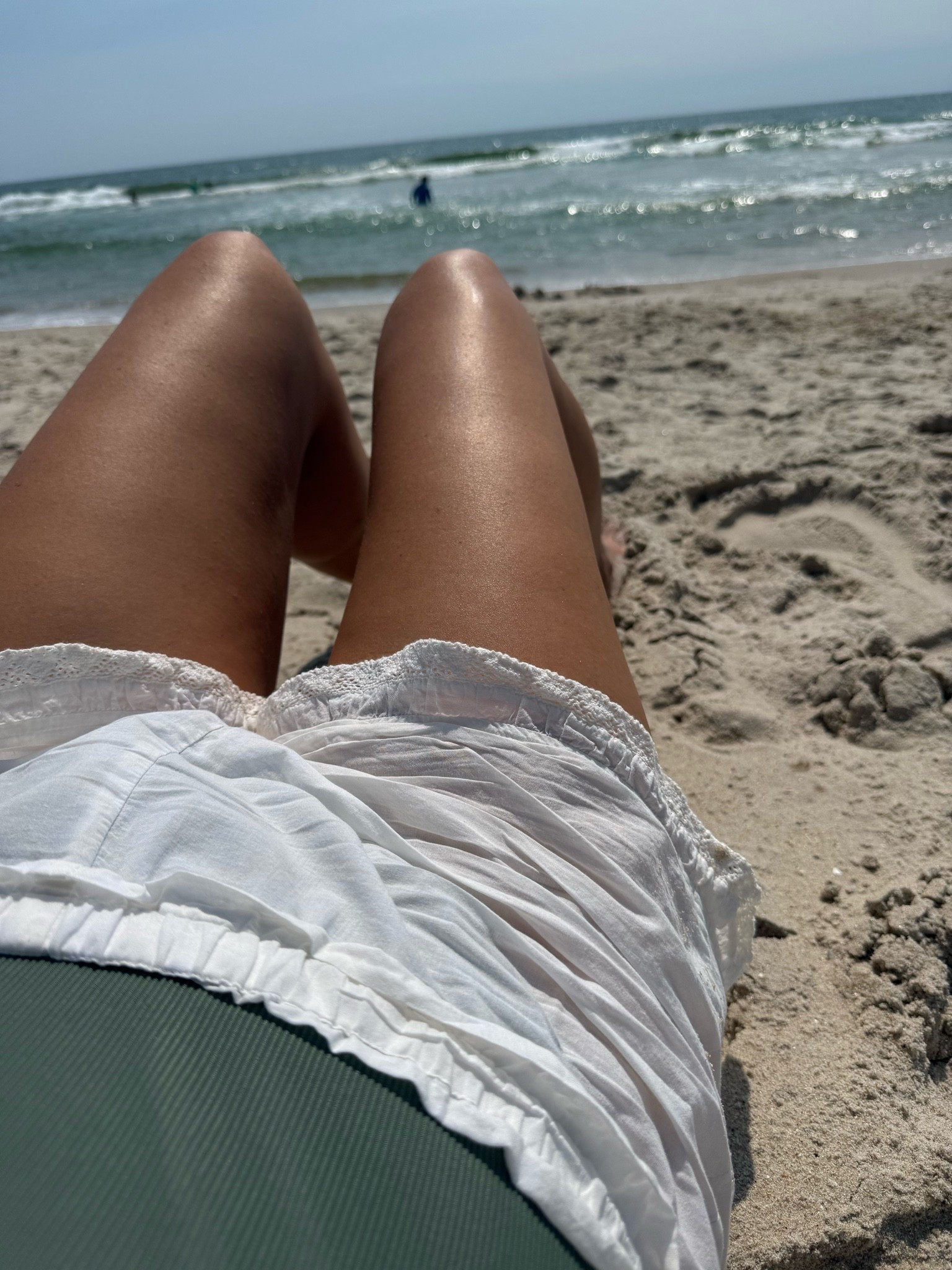 Perfect beach day in my favorite bathing suit. Currently on sale so I grabbed it in navy!!!

#LTKSaleAlert #LTKdayinmylife #LTKootd