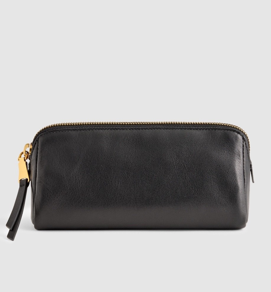 Madewell The Makeup 💄 pouch (make sure to have your’s monogrammed!)

#LTKFindsUnder100 #LTKGiftGuide #LTKHoliday