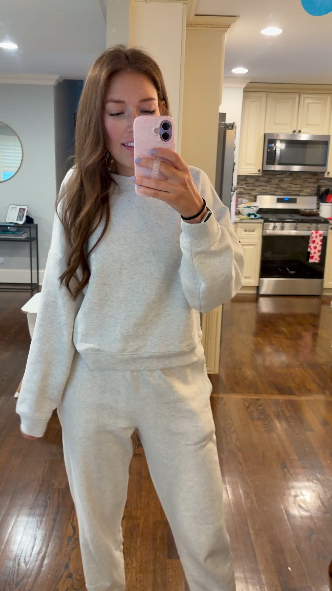 Color is pale heather gray. Wearing medium top, small bottoms


Joggers / sweatshirt / mom life / mom outfit / athleisure 

#LTKootd #LTKmomlife #LTKdayinmylife