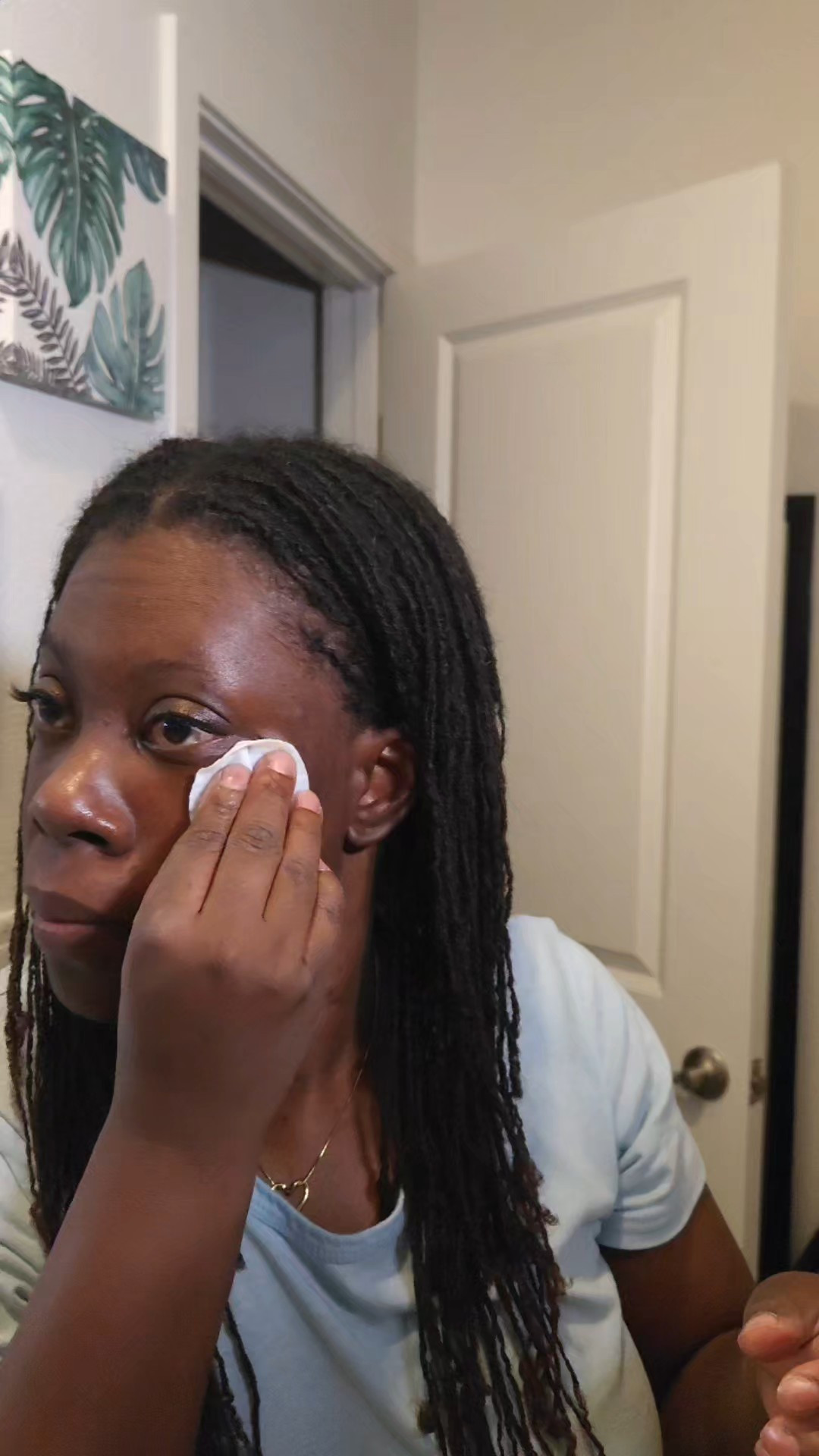 I’m finally trying the COSRX Blemish Pore Clear Pads and the 100-pad count is a total game changer. I love using the tweezers for hygiene and the dual-sided pads leave the prettiest glow. Perfect for face and body breakouts! Shop them below! 

#LTKBeauty #LTKmorningroutine