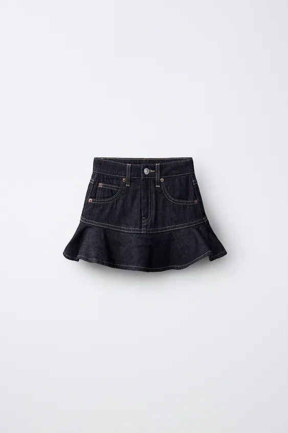 Model height: 171 cmSkirt featuring an adjustable inner waistband, front button fastening and int... | Zara US