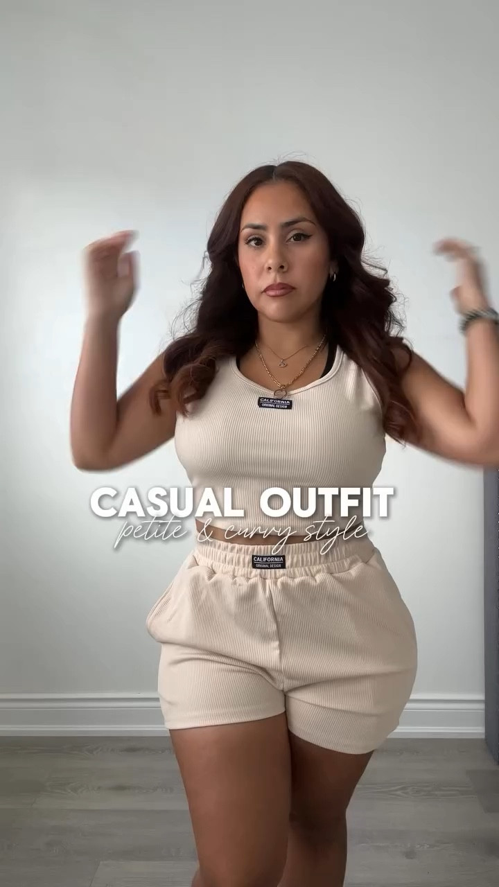 Casual 2 piece set for a quick and easy outfit or just to lounge around the house. Sets are definitely my favourite and my go to🙌🏼
▪️Comment “SHOP” and I’ll send you a DM.
▪️Comenta “SHOP” y te Los mando directamente.
🔍on my #amazon #storefront

_____________

#casualstyles #2pieceset #2pieceoutfit #founditonamazonfashion #casualfashion #petitestyle #curvyoutfit #shortgirlfashion 
Casual outfit, on the go outfit, lounge sets, WFH outfits, casual look, amazon fashion