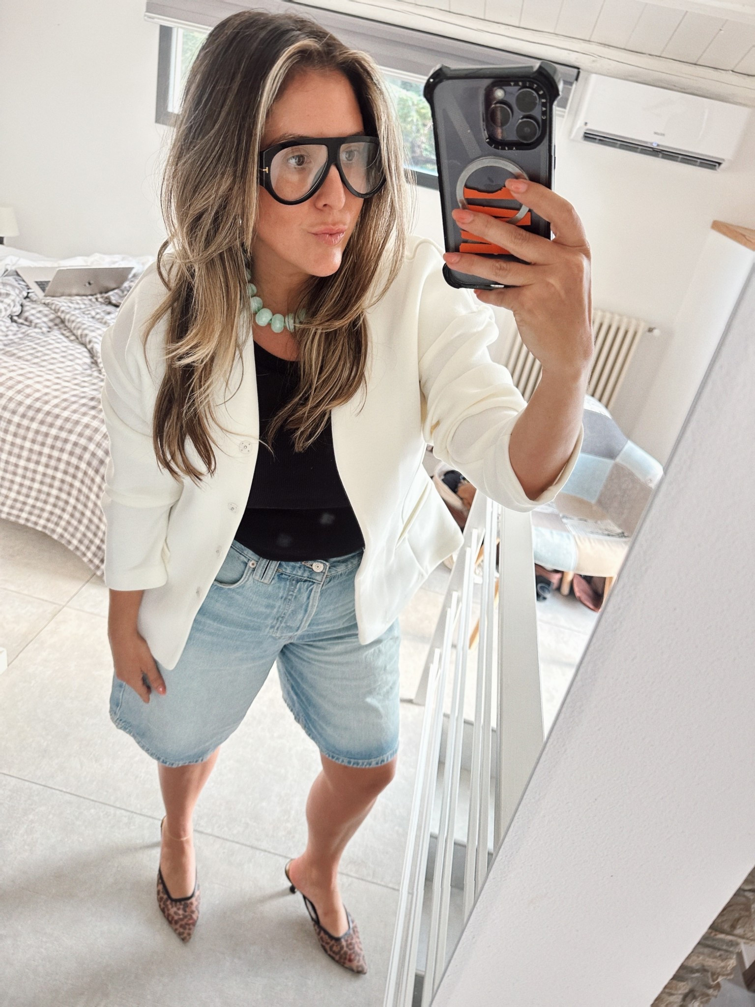 JORTS
outfit of the day 
H&M blazer 

#LTKFindsUnder100 #LTKShoeCrush #LTKWorkwear