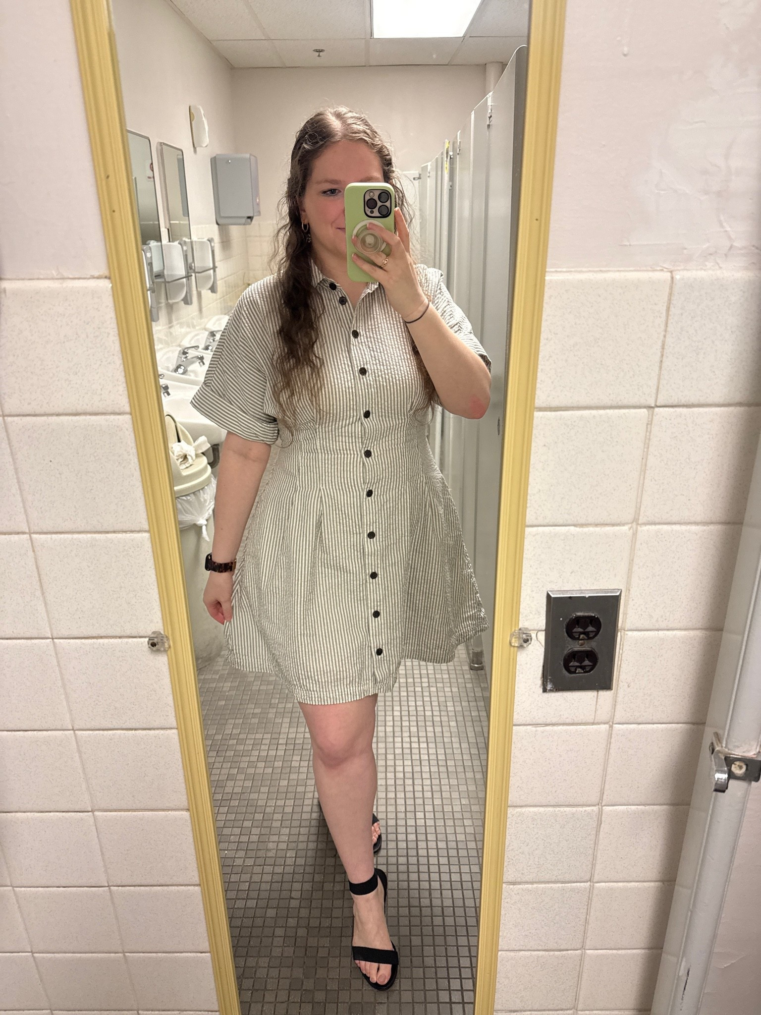 Perfect dress for the office! 100% cotton! From Madewell!

#LTKootd #LTKWorkwear #LTKMidsize
