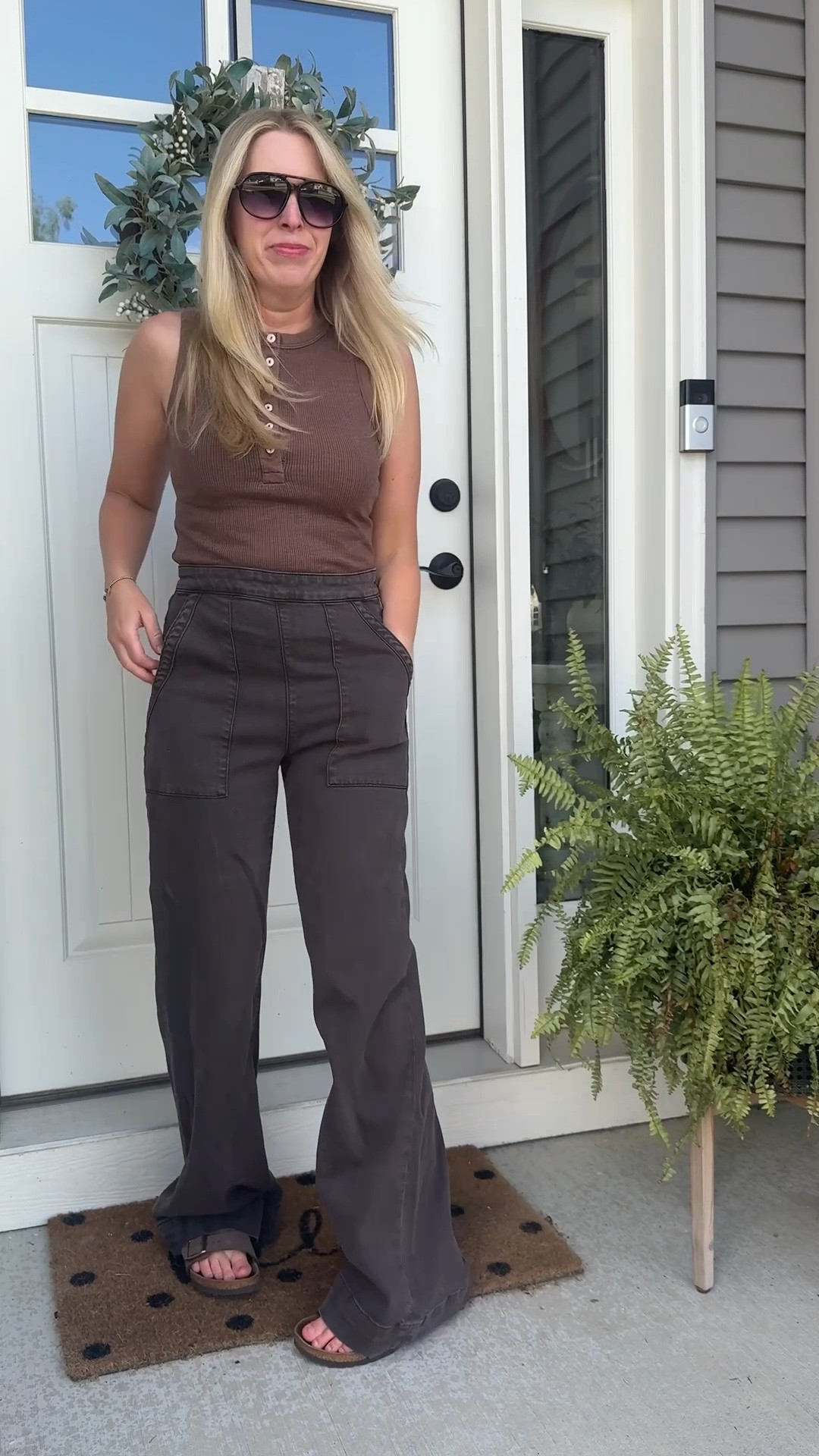 Simple yet put together fall monochromatic chocolate brown look! These Joe’s Jeans are super stretchy!

#LTKdayinmylife #LTKgrwm #LTKmomlife