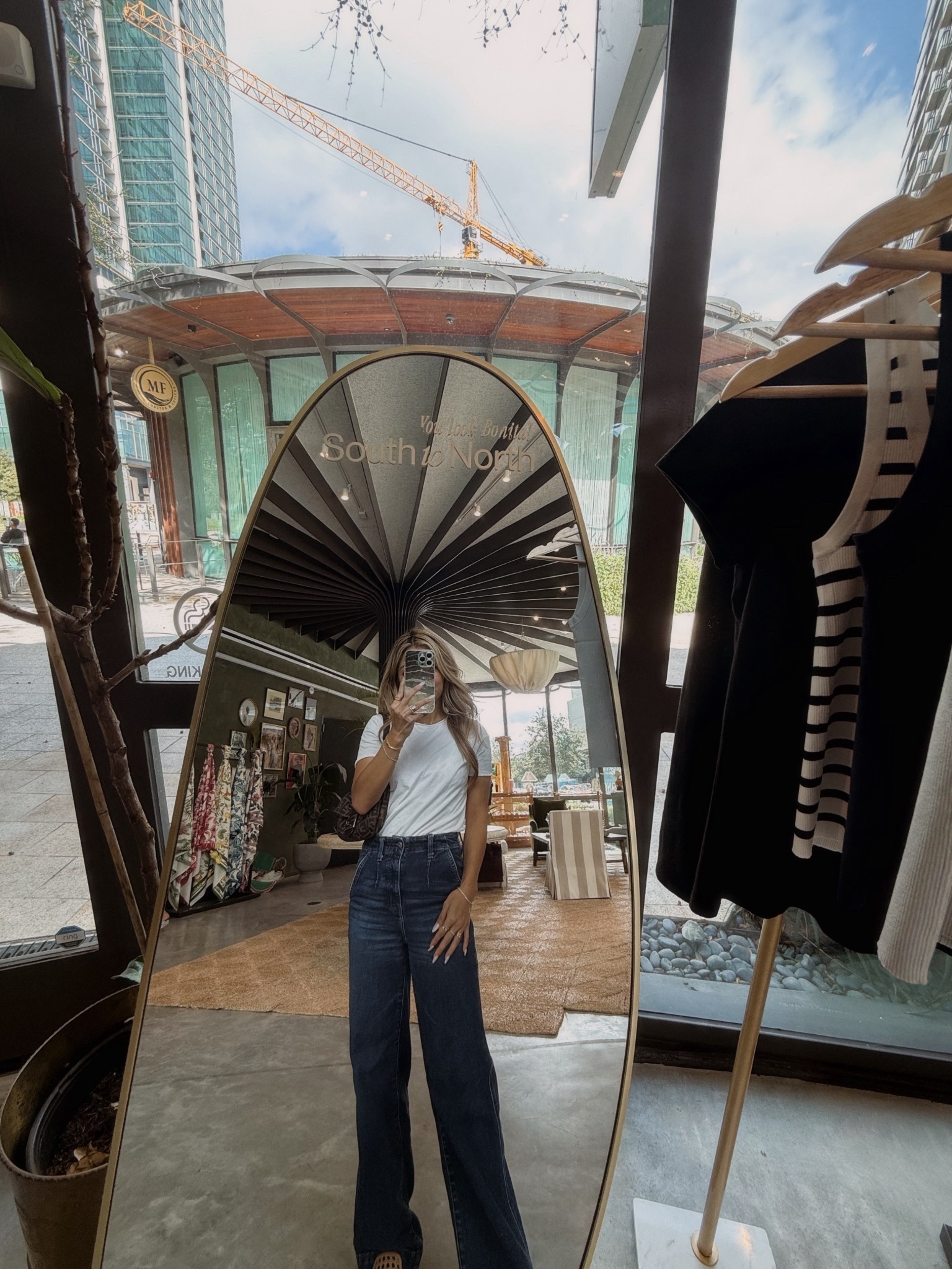 Super comfy jeans with a little stretch and a cute pleat