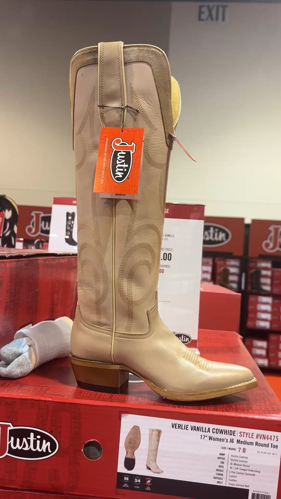 @ Berkshire Hathaway Shareholders Meeting 

Which Pair? 👢👢👢

#LTKdayinmylife #LTKootd #LTKstorytime