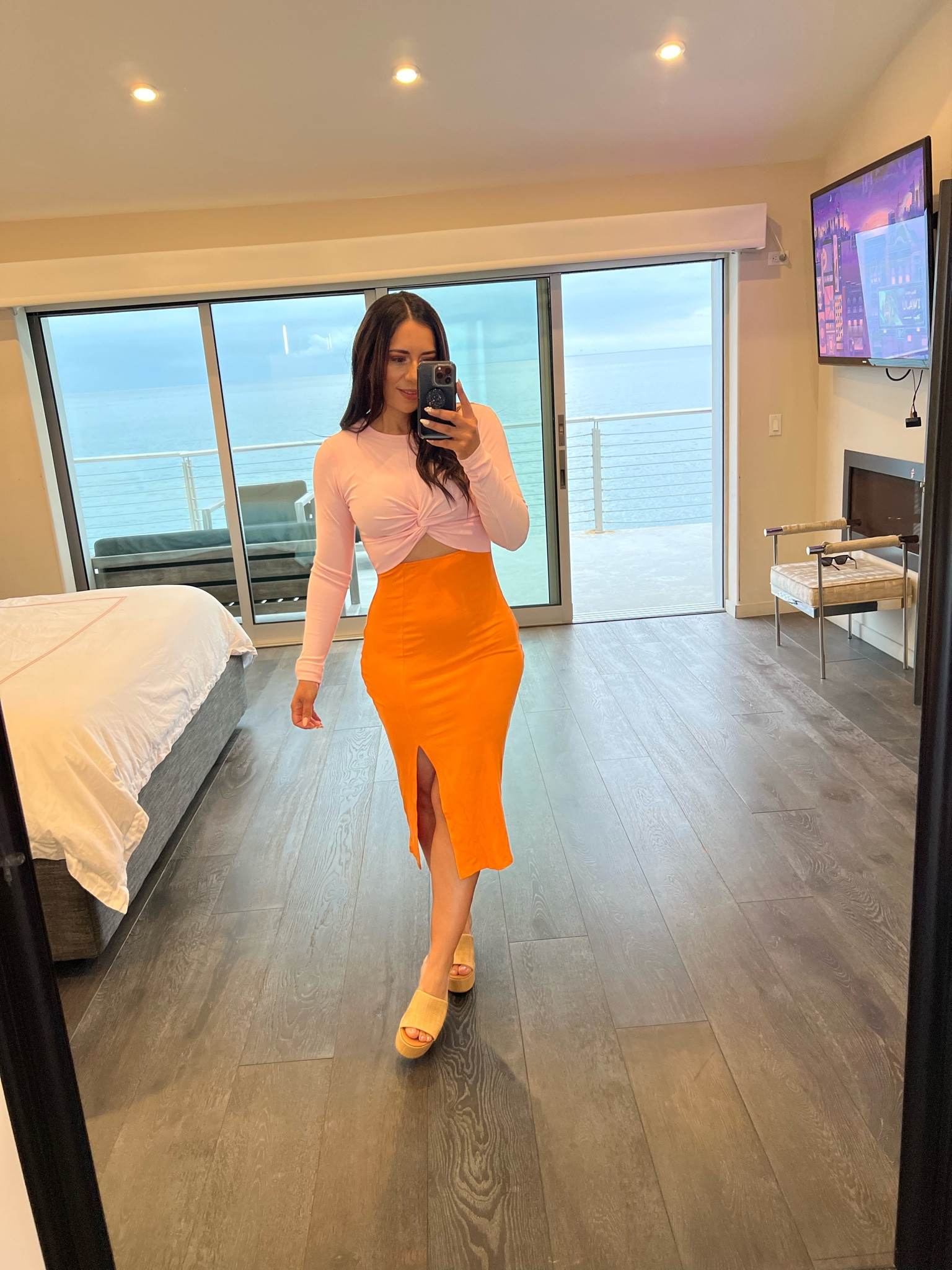 Two tone dress

#LTKStyleTip #LTKTravel #LTKFindsUnder50