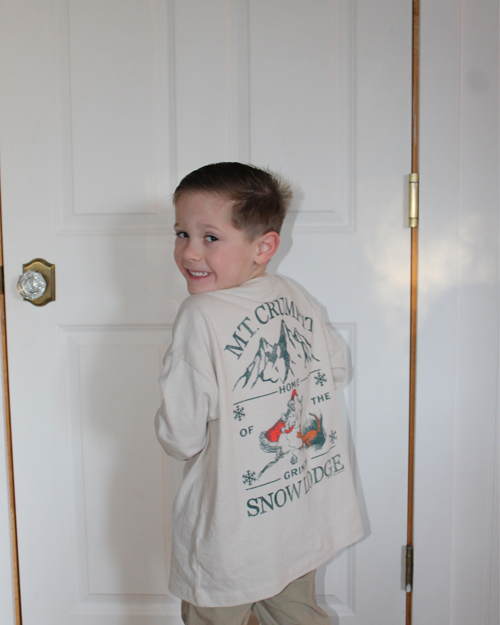 Cute boys Grinch shirt 