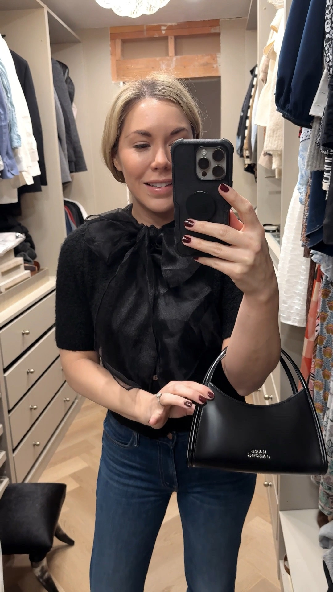 The famous claw clip bag 🫶🏻

Bow top (runs tts)
Perfect straight leg jean (runs tts)

#LTKSeasonal #LTKgrwm #LTKFindsUnder100