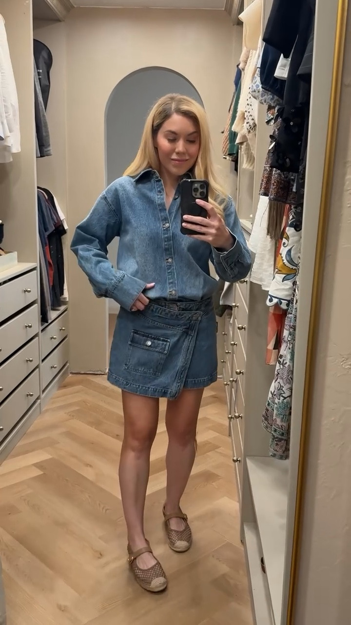 Can you believe this dress is from Target?
Denim dress
Dress 

#LTKdayinmylife #LTKSeasonal