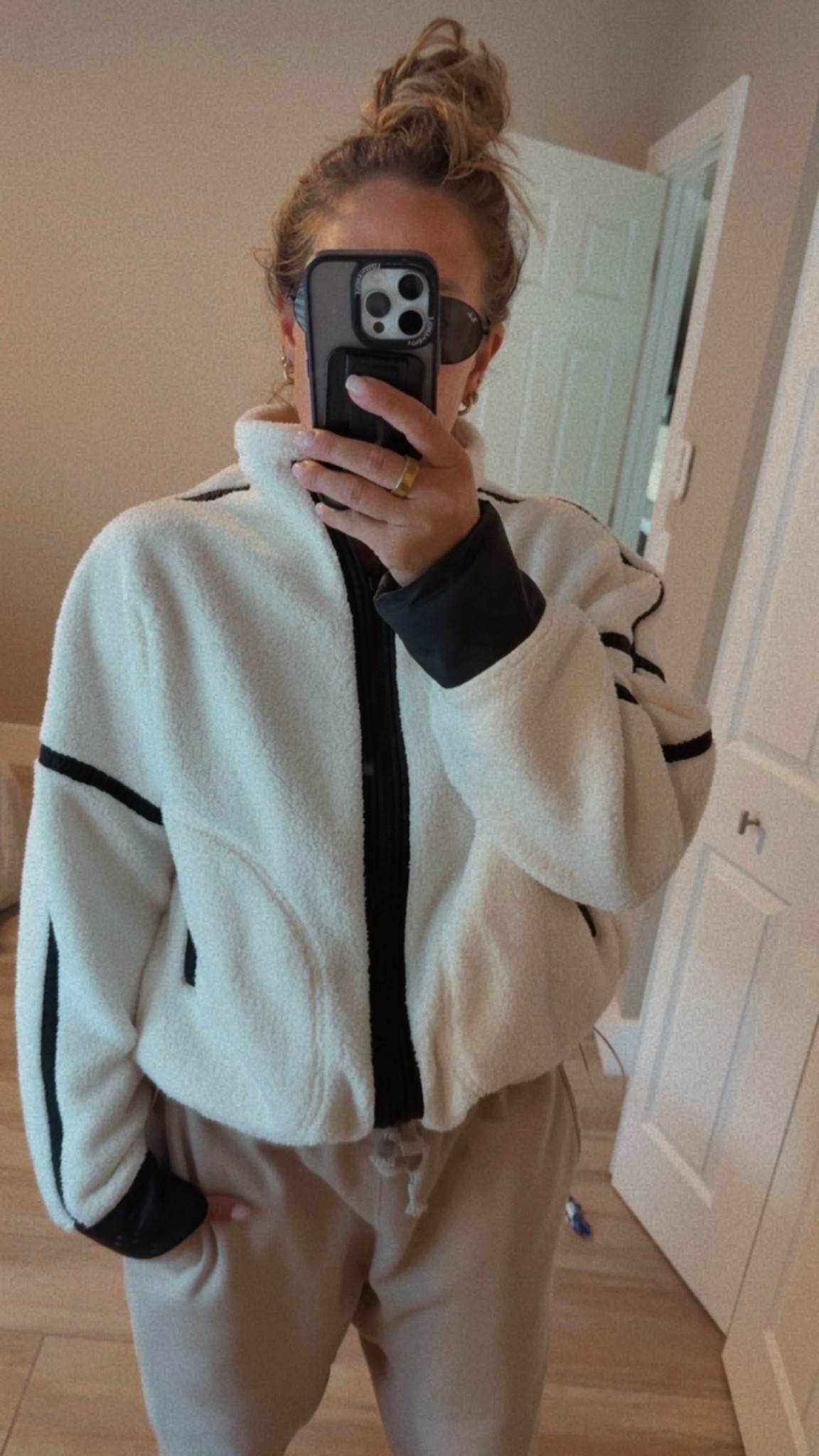 This fleece on repeat 
Amazon fashion 

#LTKmomlife #LTKootd