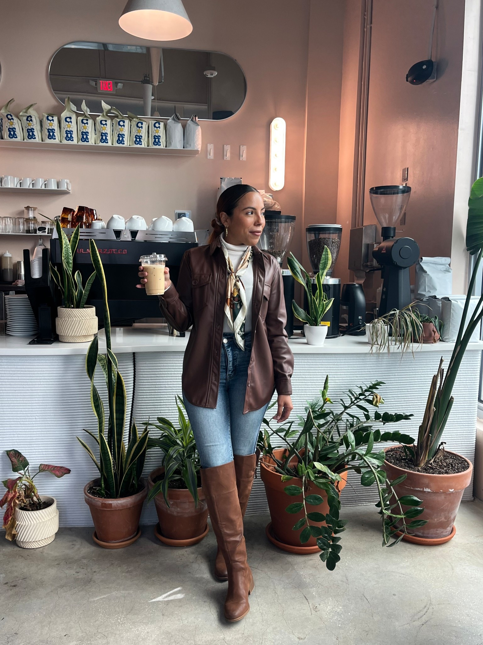 Cafè vibes on a cold day 🤎
XS | 5’0 | 115lbs

#LTKootd #LTKPetite #LTKdayinmylife