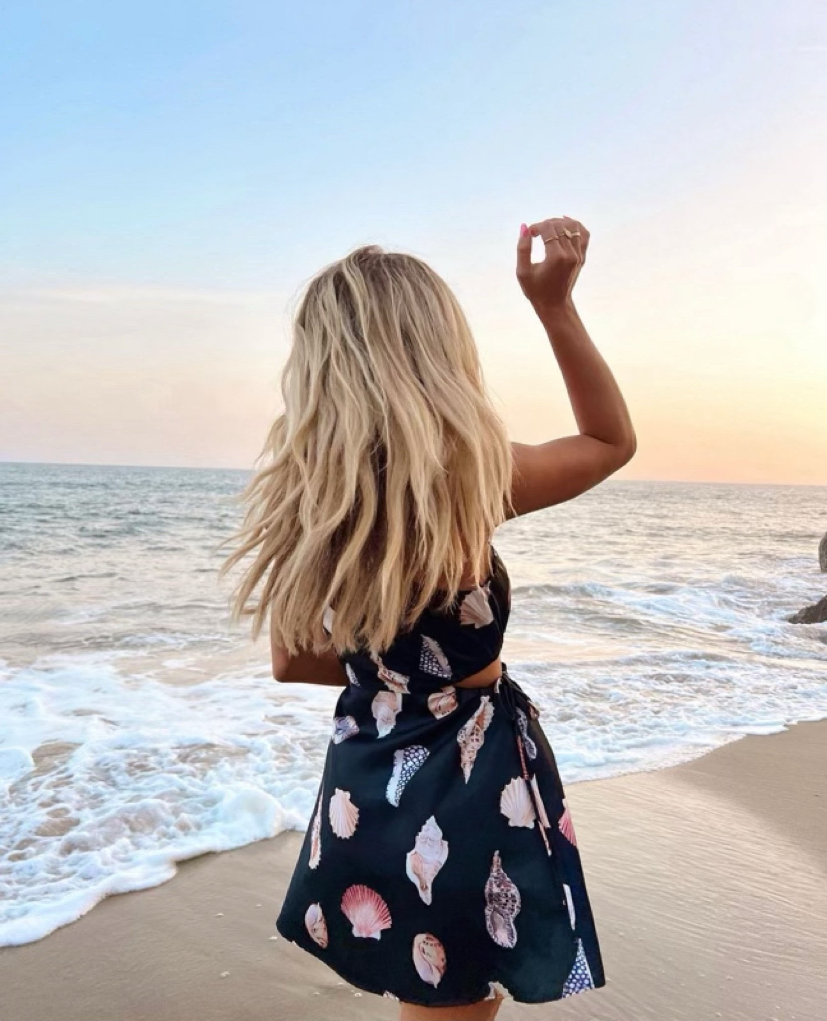 One of my favorite vacation dresses! 


#LTKwedding #LTKtravel