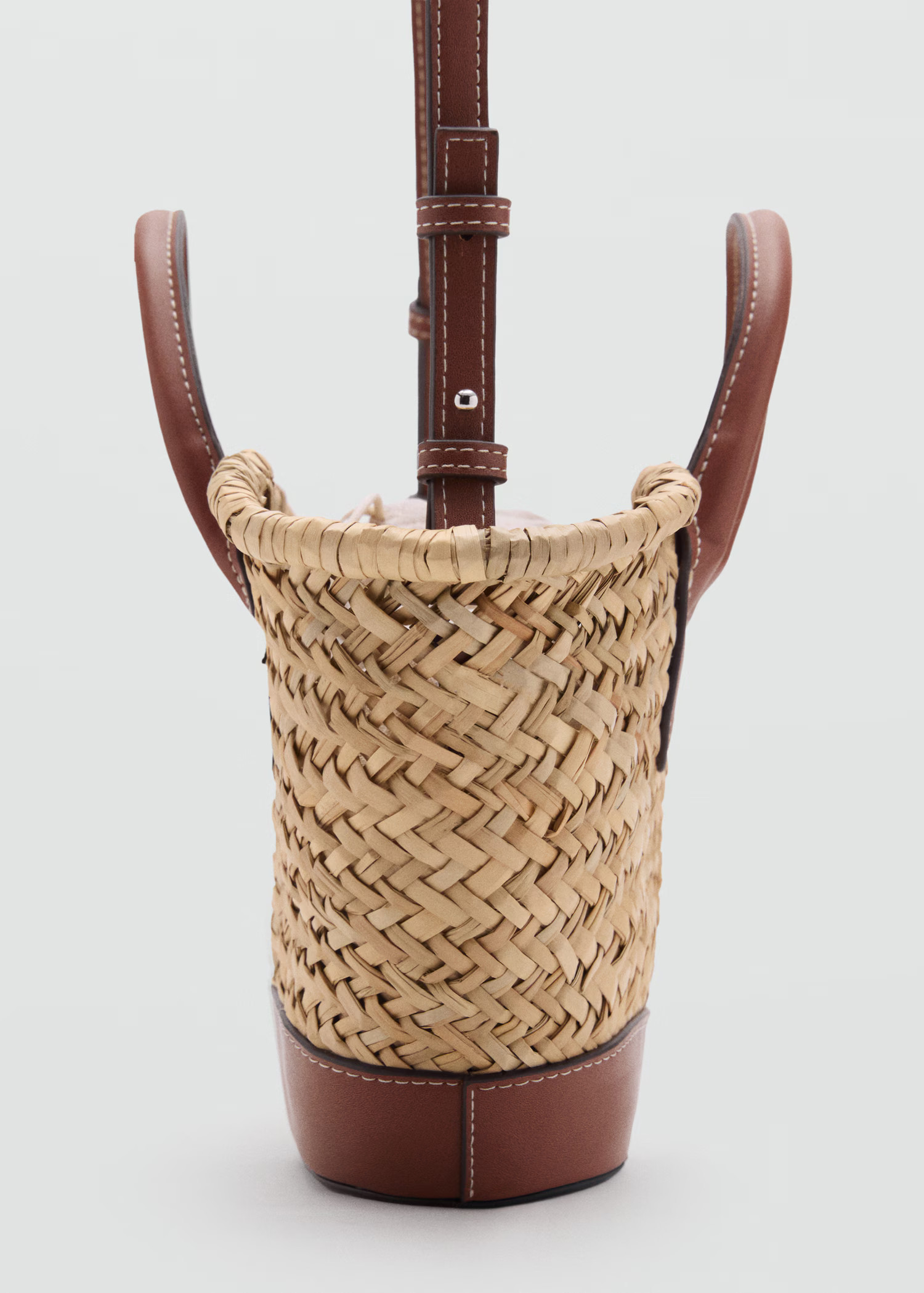 Small natural fiber basket - Women | MANGO USA | Mango (US/MX/AU)