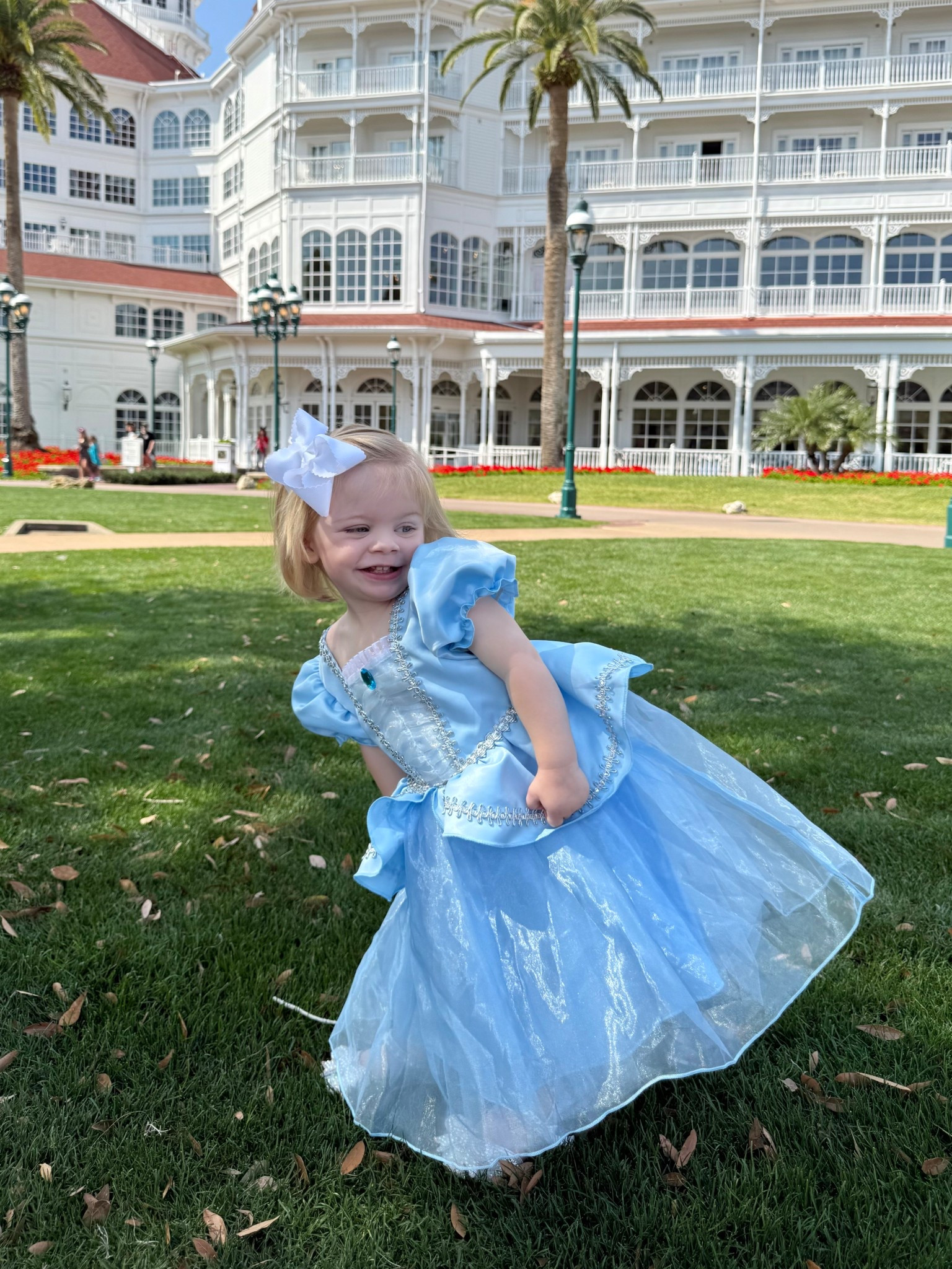 Shop Hattie’s outfit to meet Cinderella 👑